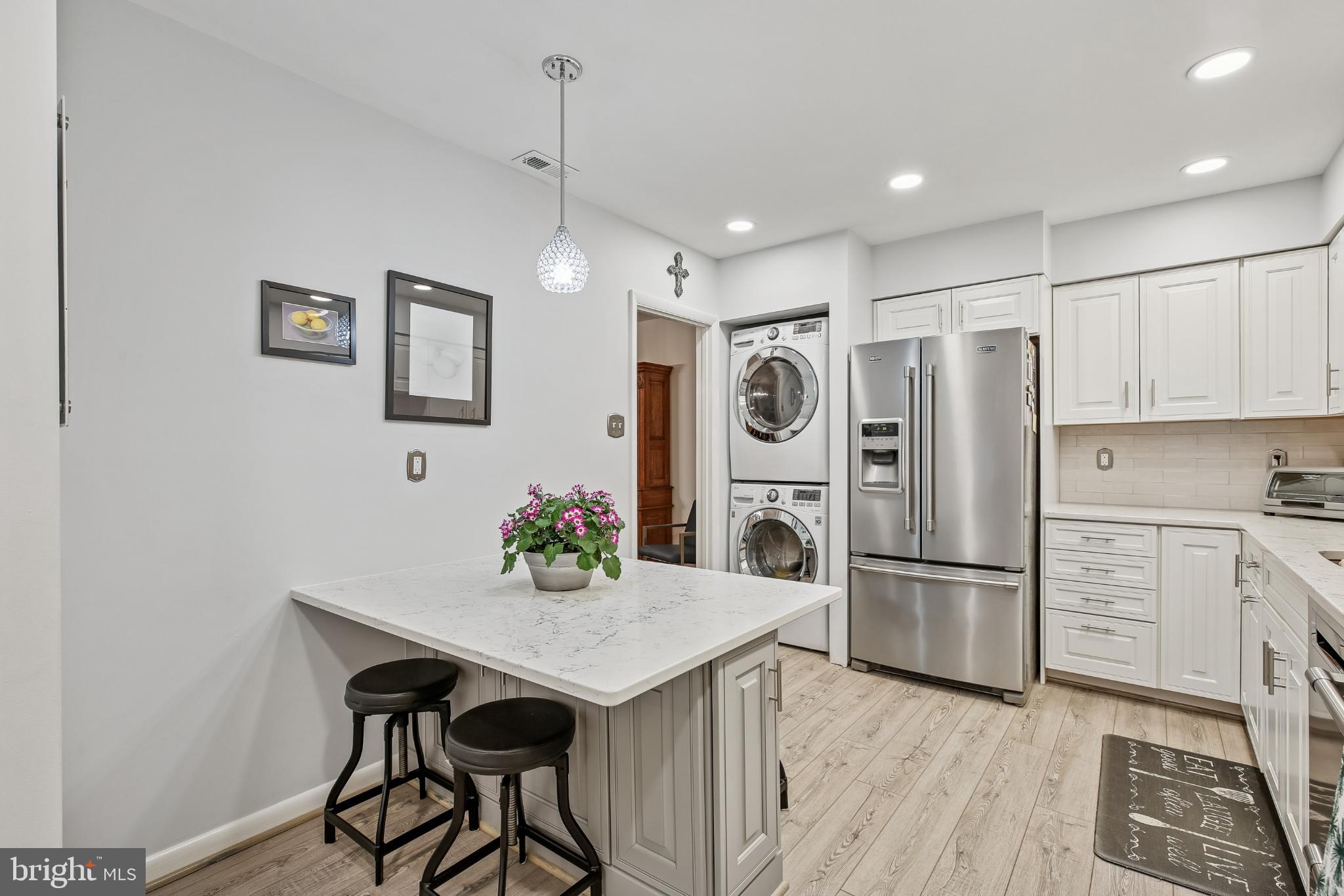 SUMNER VILLAGE - Residential