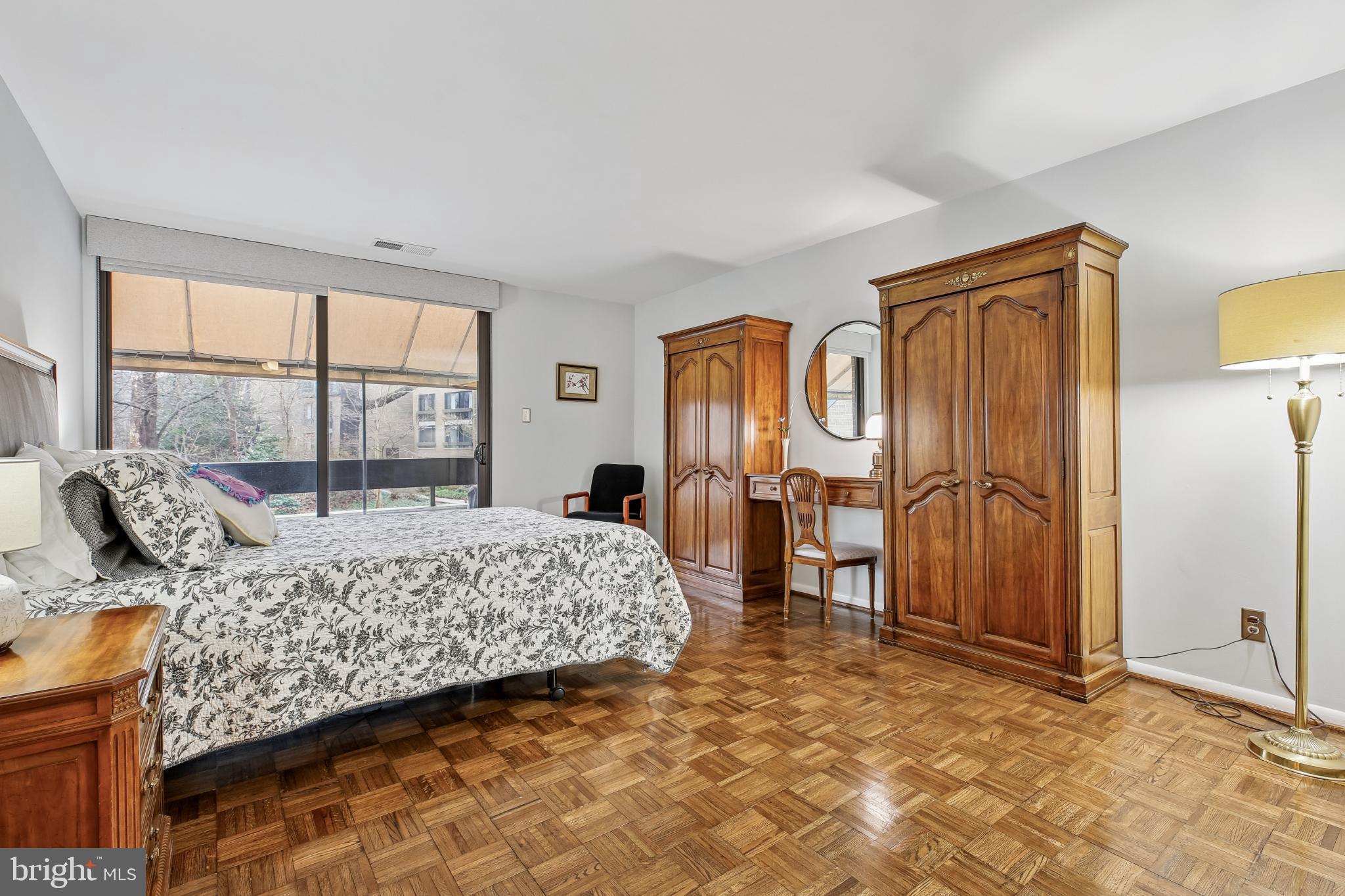 SUMNER VILLAGE - Residential