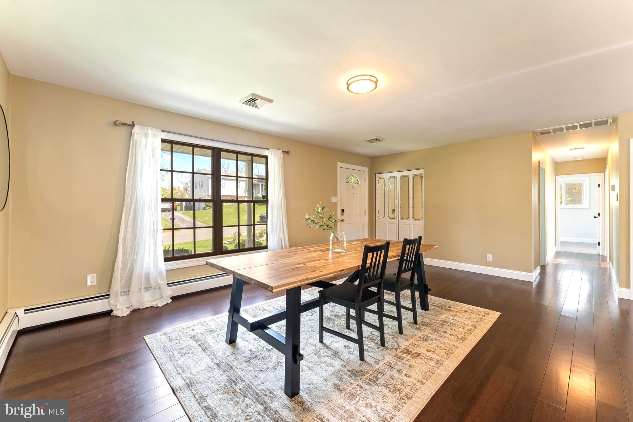 WINDING CREEK - Residential