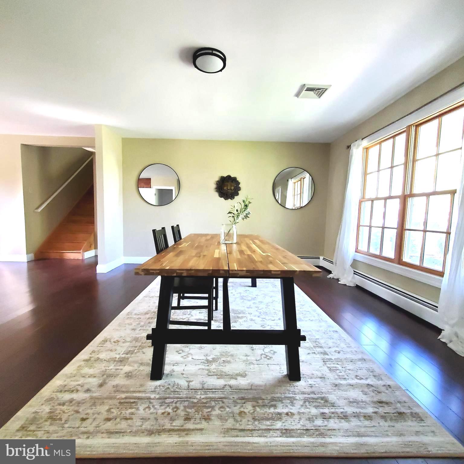 WINDING CREEK - Residential