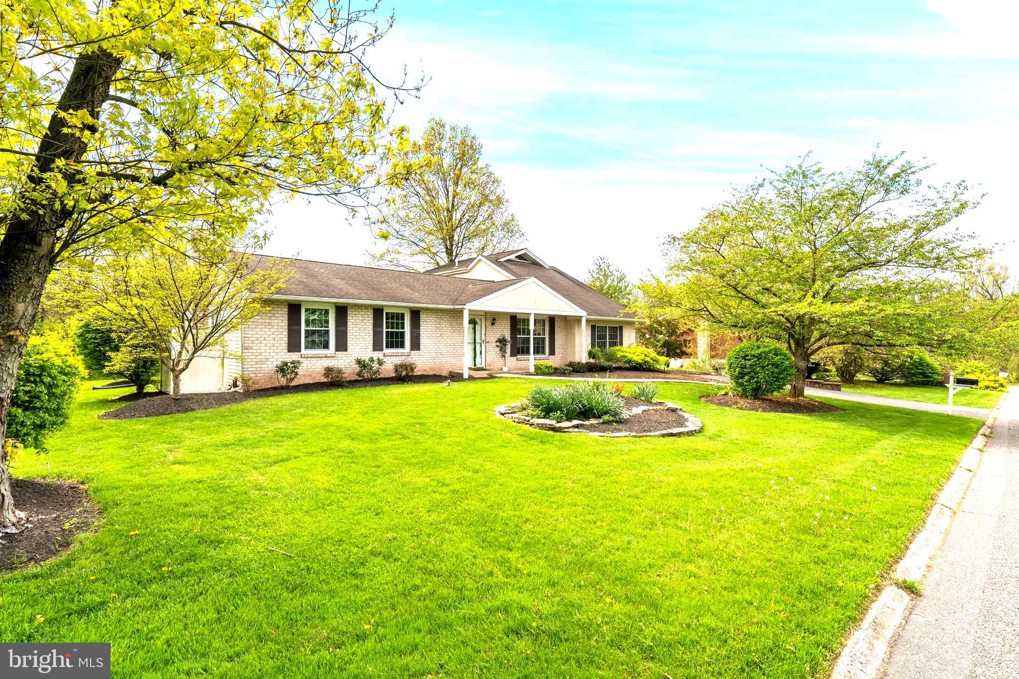 WINDING CREEK - Residential