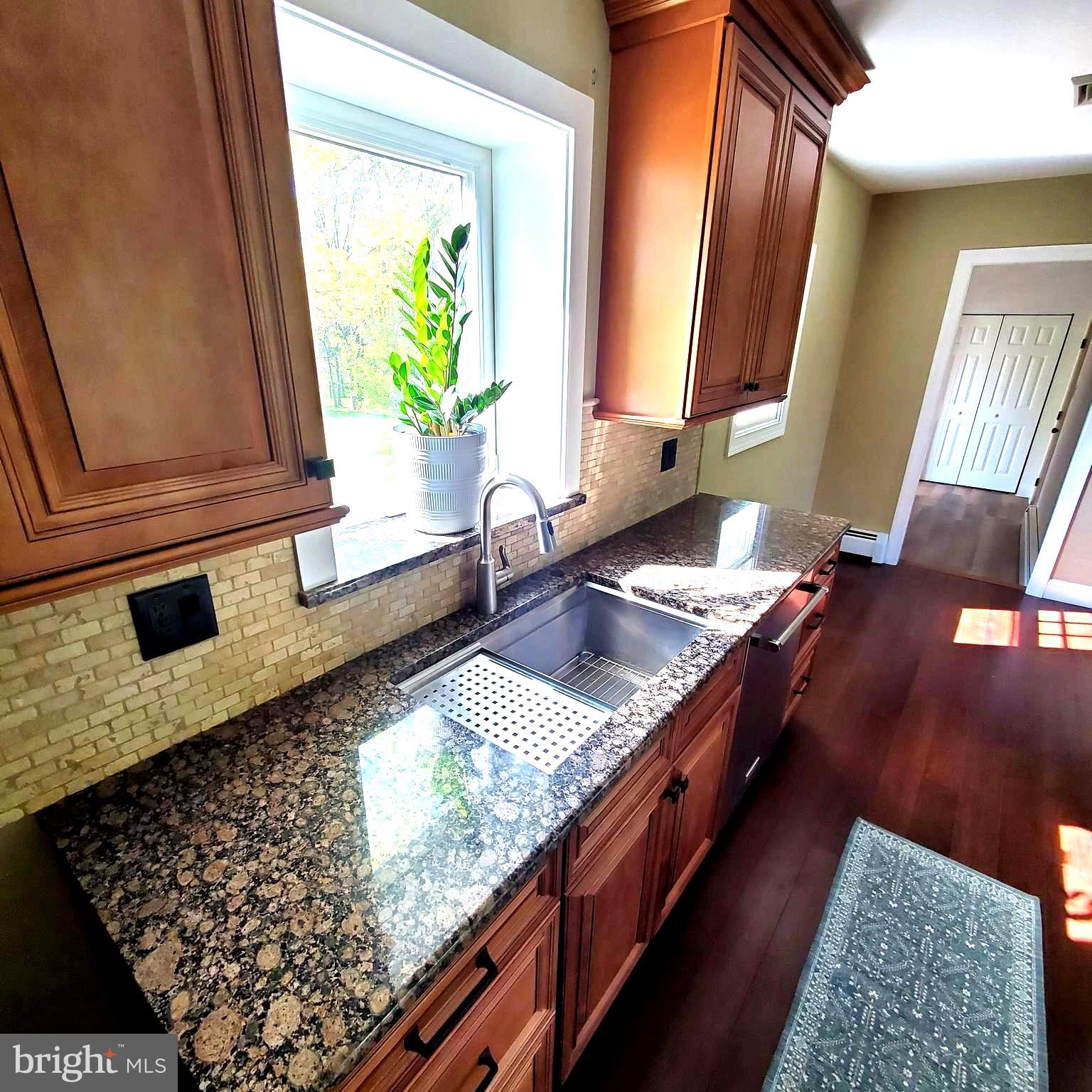 WINDING CREEK - Residential