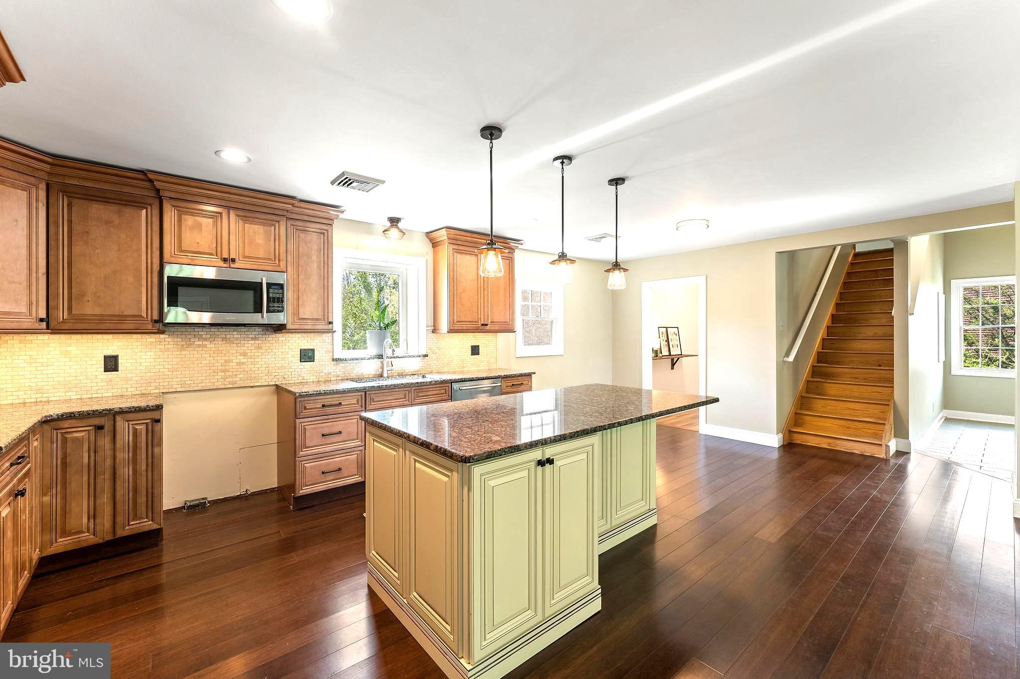 WINDING CREEK - Residential