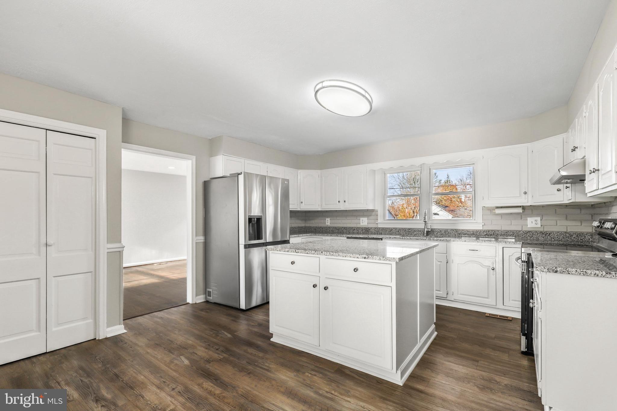 LIBERIA - Residential