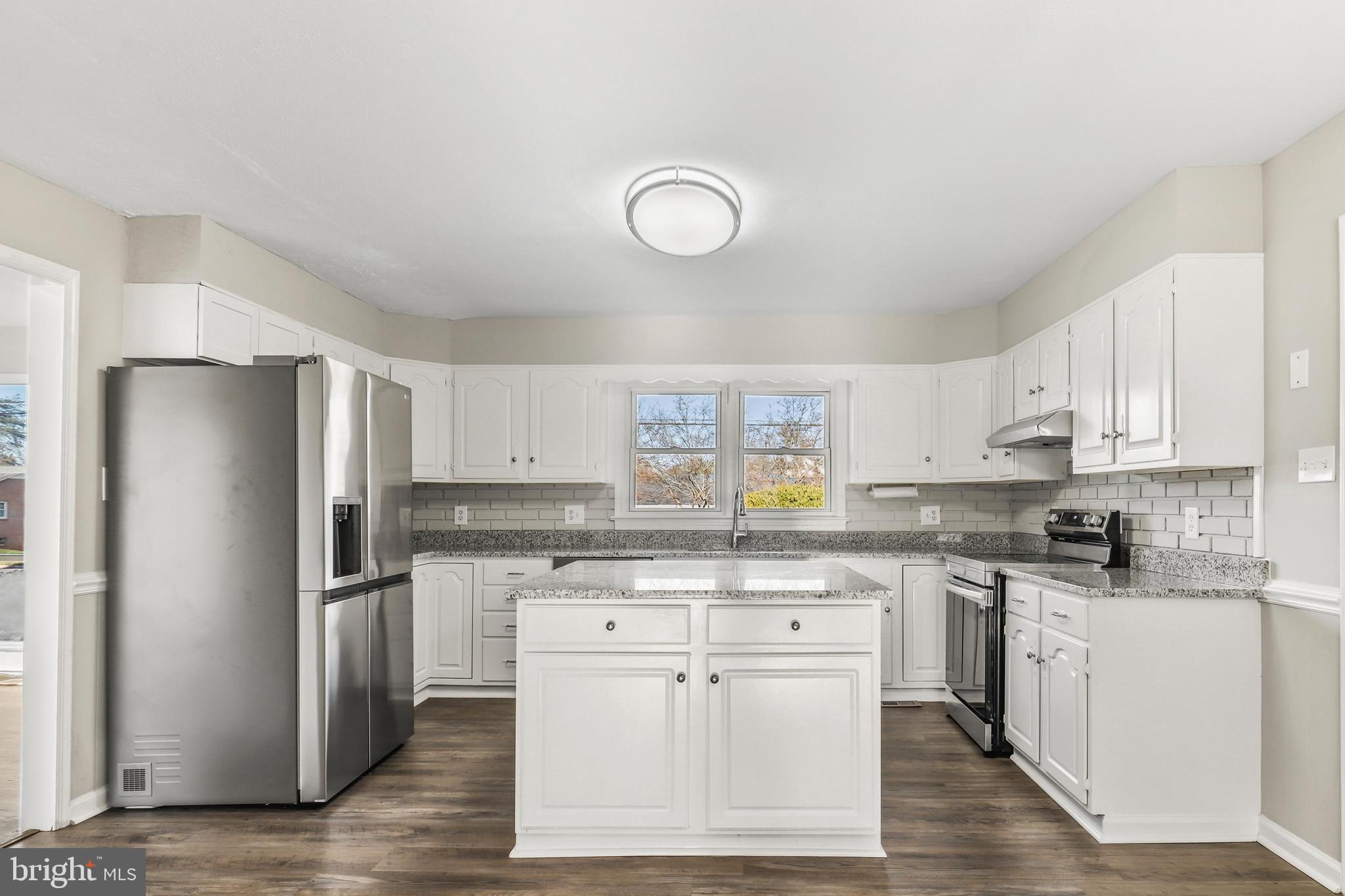 LIBERIA - Residential