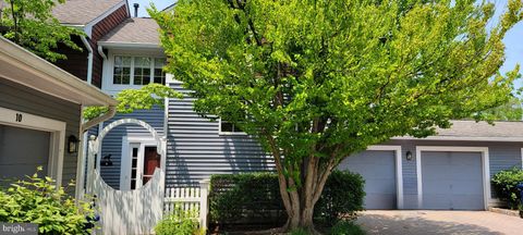 8 RAILROAD PLACE PENNINGTON NJ 08534