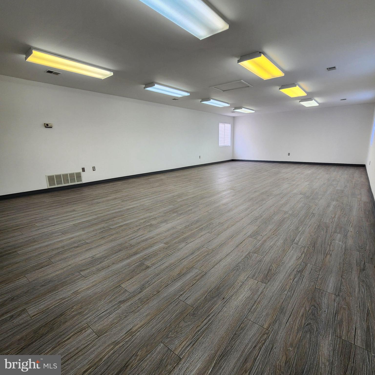 3221 CORPORATE COURT 11 B