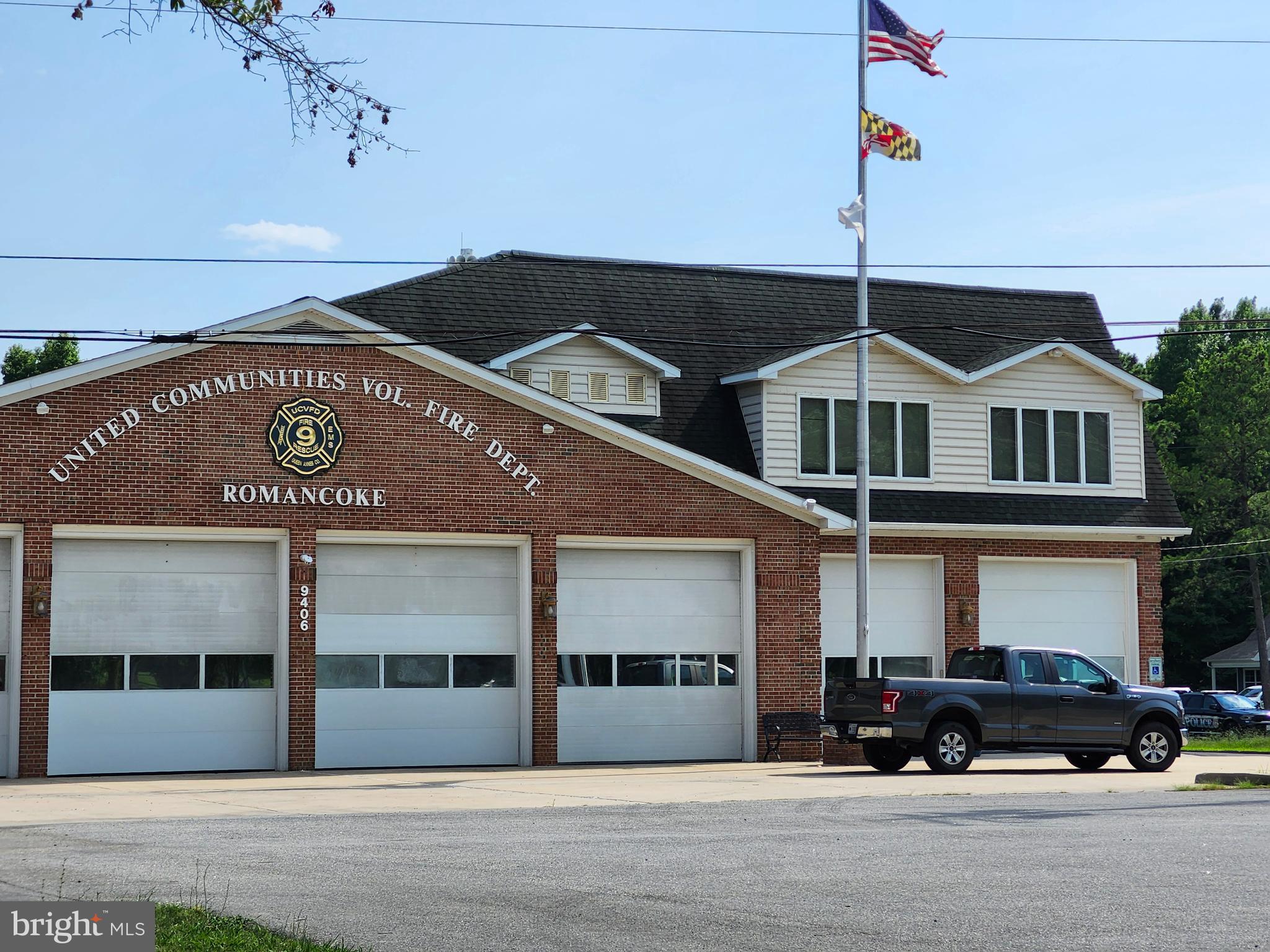 ROMANCOKE ON THE BAY - Residential