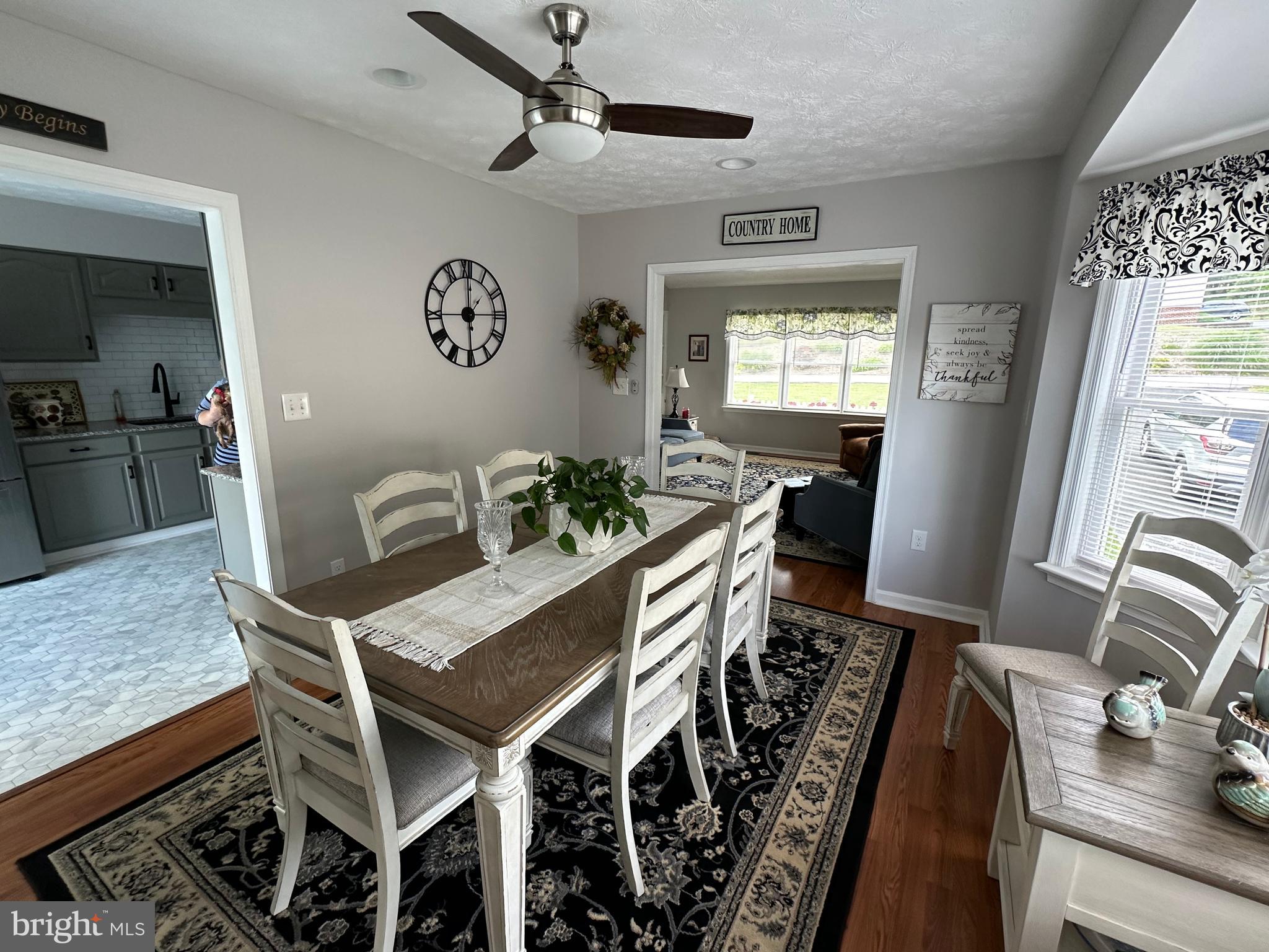 FOREST HILLS - Residential