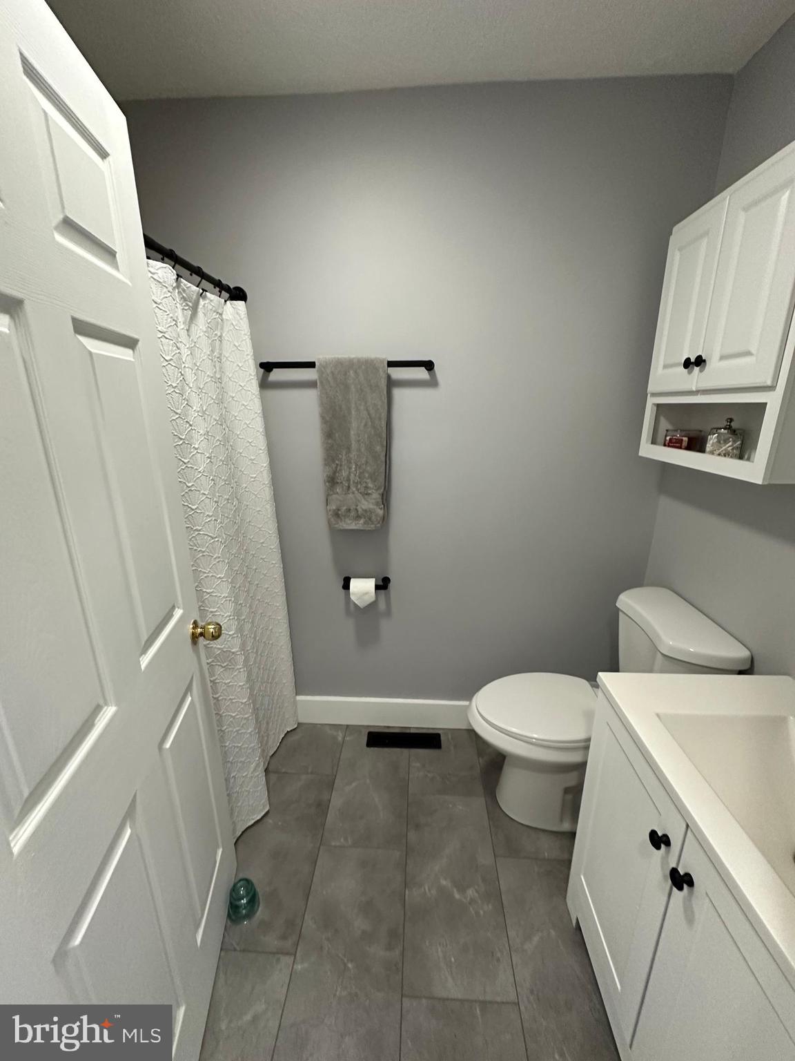 FOREST HILLS - Residential