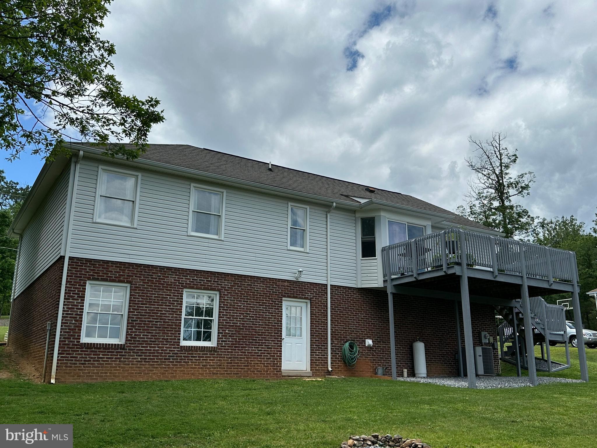 FOREST HILLS - Residential