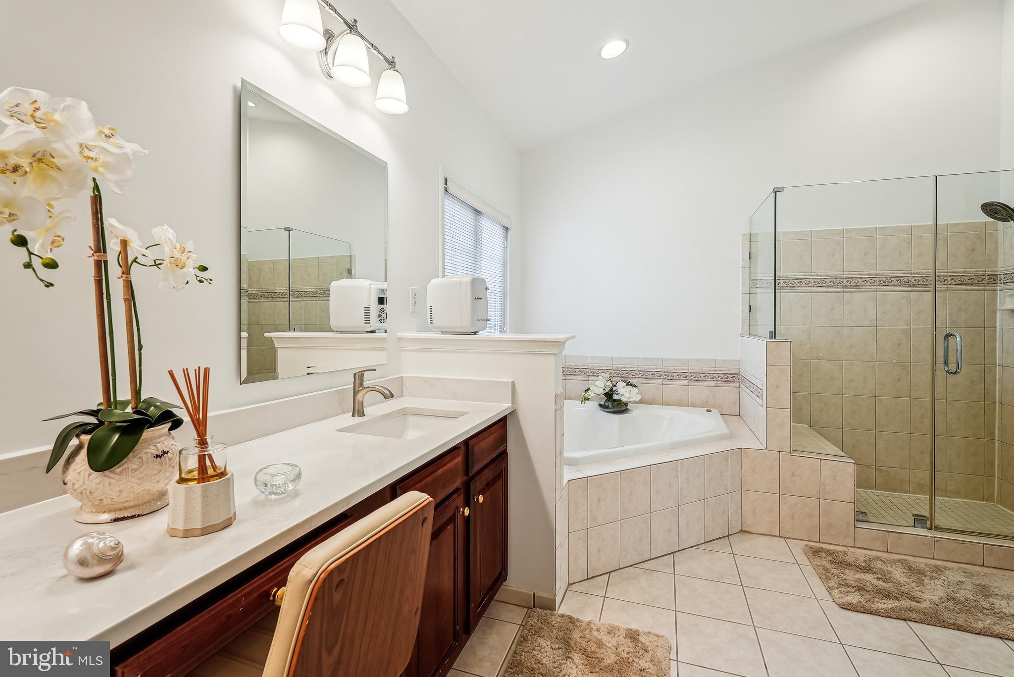 BROADLANDS SOUTH - Residential