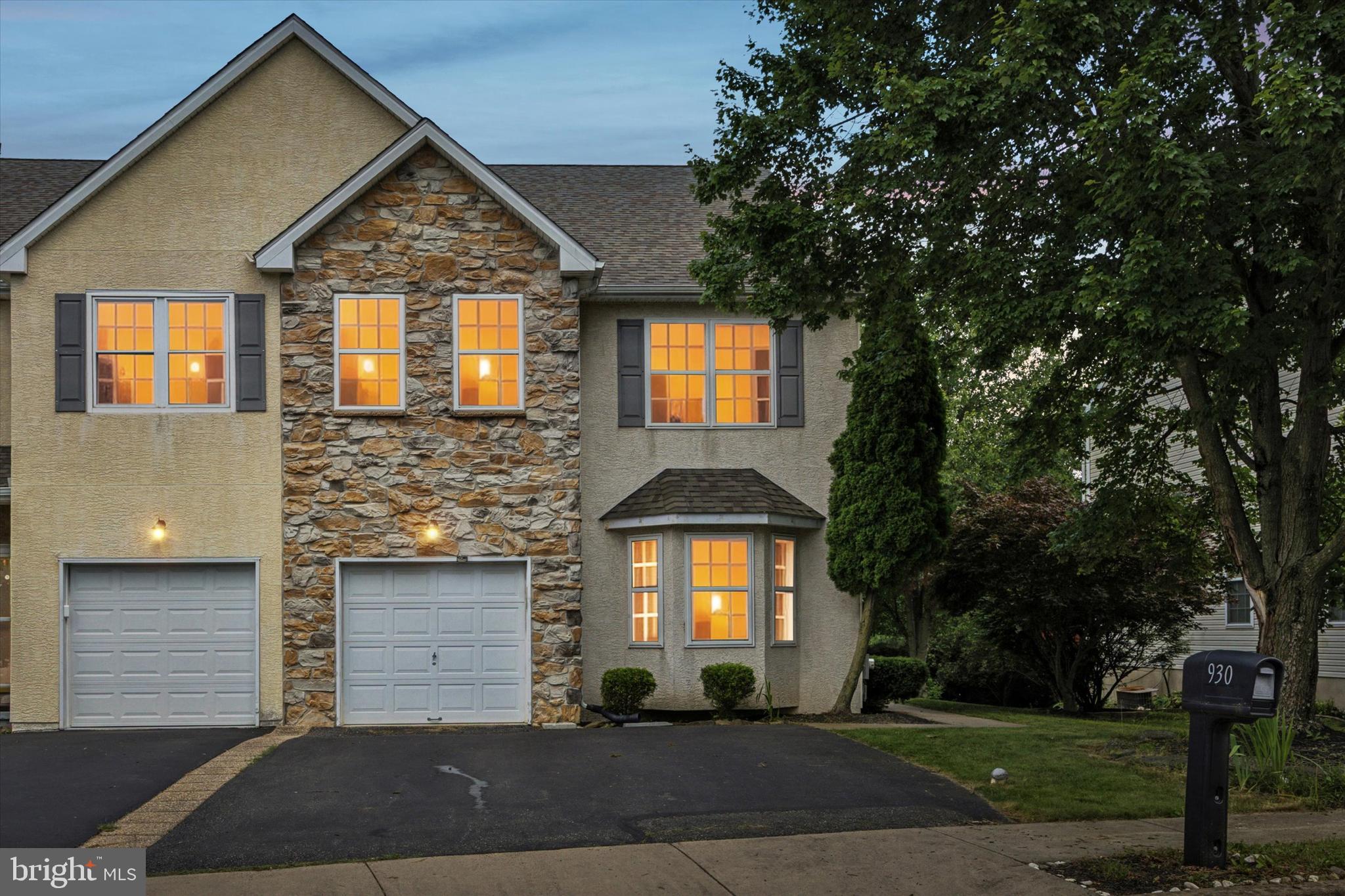 Welcome to this beautifully updated and meticulously maintained home, perfectly nestled in the award-winning Methacton School District. Opportunities like this in Heritage Village don’t come around often!
Step inside to discover a spacious, light-filled main level featuring stunning hardwood floors that flow seamlessly from the oversized living room into the formal dining area. The show-stopping kitchen—fully renovated in 2021—is a true chef’s delight, offering 42” soft-close cabinetry, granite countertops, stainless steel appliances (to be installed), Range Hood vent, a built-in microwave, tile backsplash, and an island with pendant lighting and seating. A tasteful blend of recessed and pendant lighting sets the perfect ambiance for entertaining.
Just off the kitchen, the cozy bump-out family room features a gas fireplace, and a ceiling fan, all leading to a sliding glass door that opens to your private outdoor oasis. Enjoy your morning coffee or evening unwind on the elevated deck, which overlooks a paver patio and a lush, tree-lined backyard—your own private retreat.
Upstairs, the expansive primary suite offers a walk-in closet and a luxurious en-suite bath with a standalone soaking tub, shower, dual-sink vanity, and a linen closet. Two additional spacious bedrooms with good closet space. Conveniently located on this floor is the laundry closet, complete with washer, dryer, and shelving. All bedrooms have smart lights that can be controlled by Alexa
The walk-out lower level offers incredible versatility with a finished bonus room ideal for a gym, office, or potential fourth bedroom, along with a large open space perfect for a media room, second family room or playroom.
Additional upgrades include:
New Roof (2021)
High-end Water Purification System with Reverse Osmosis filtration at the kitchen sink
New Refrigerator & Stove (to be installed prior to closing)
This turnkey home offers modern upgrades, thoughtful design, and plenty of space—all within one of the area’s top-rated school districts. Don’t miss your chance to own this exceptional property—schedule your private tour today!