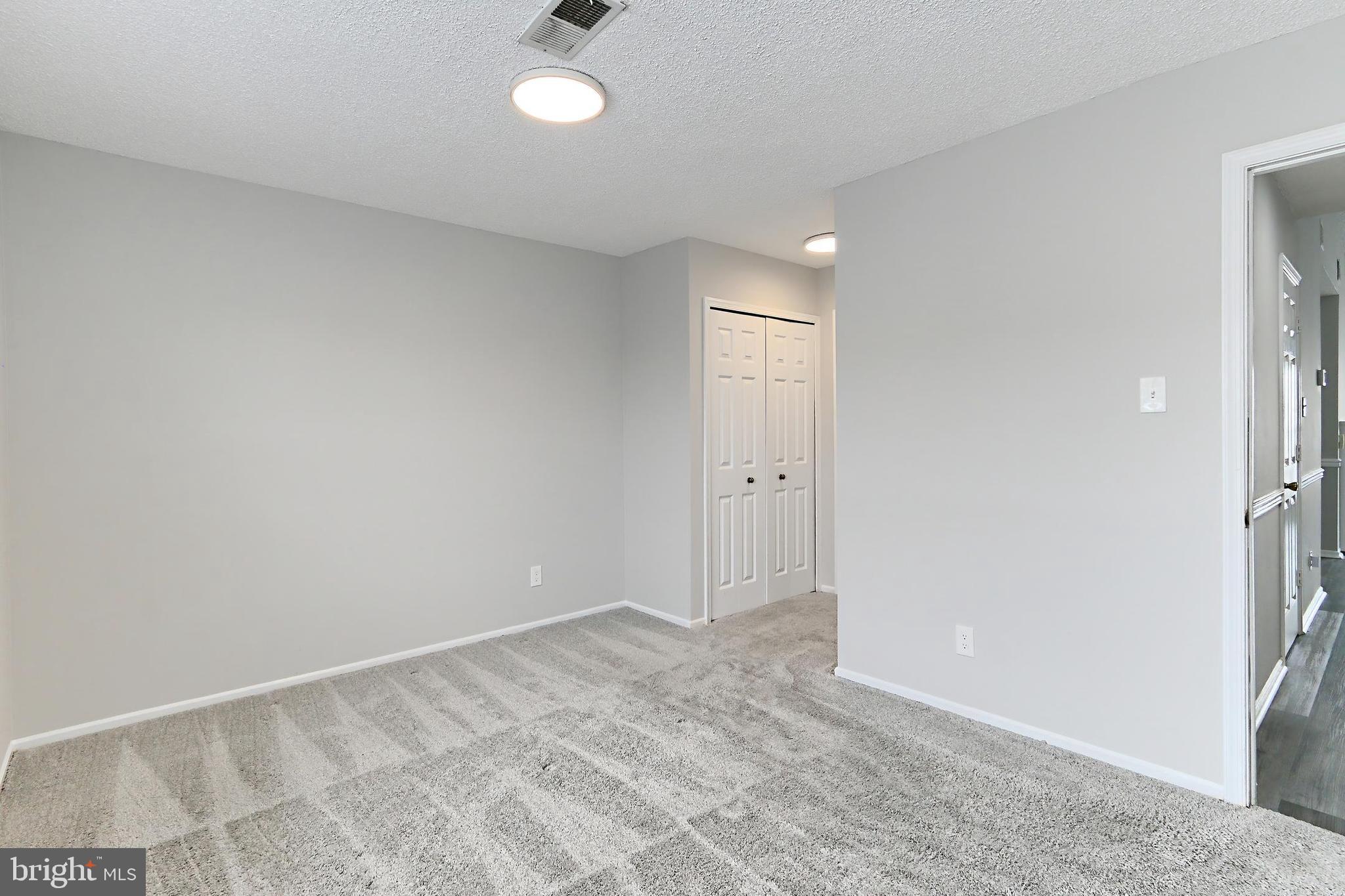 FOX CHASE/EXETER - Residential Lease