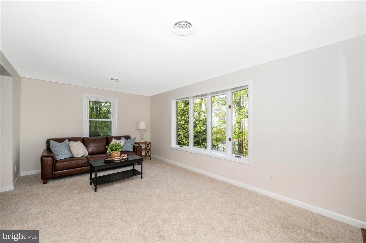 13449 EDGEMONT ROAD