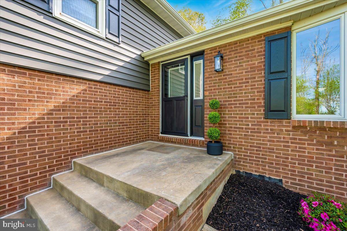 13449 EDGEMONT ROAD