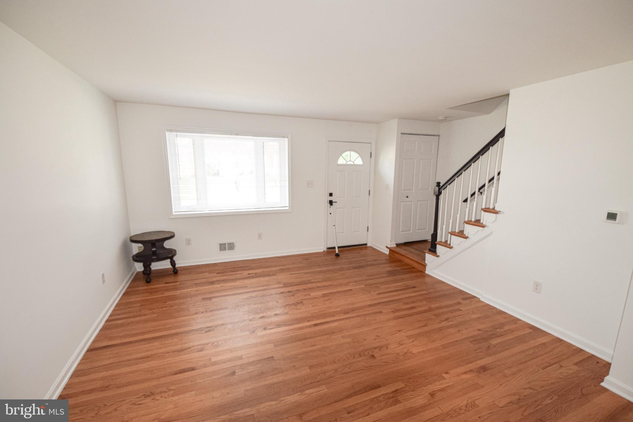 5644 LEIDEN ROAD