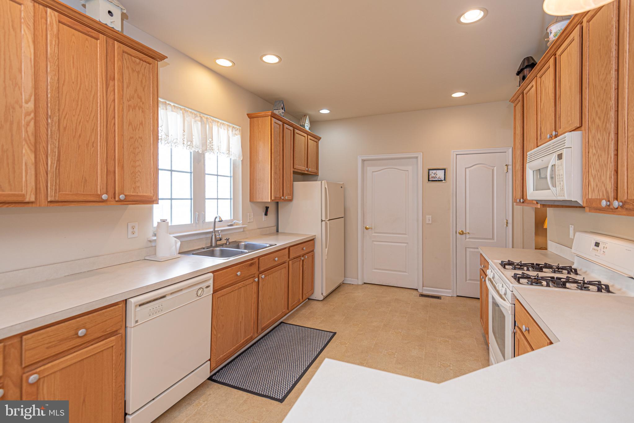 OCEAN PINES - THE PARKE - Residential