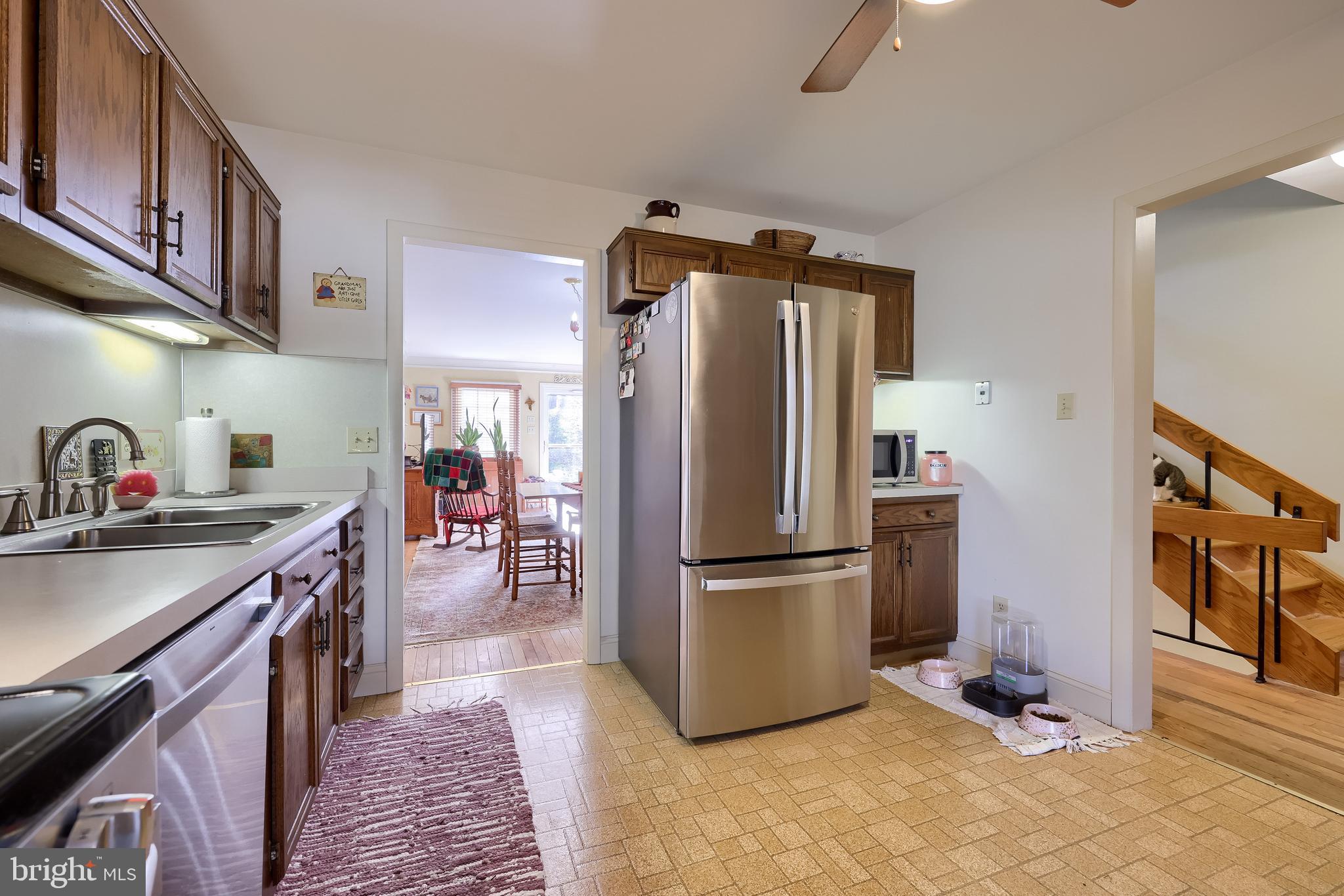 FLYING HILLS - Residential