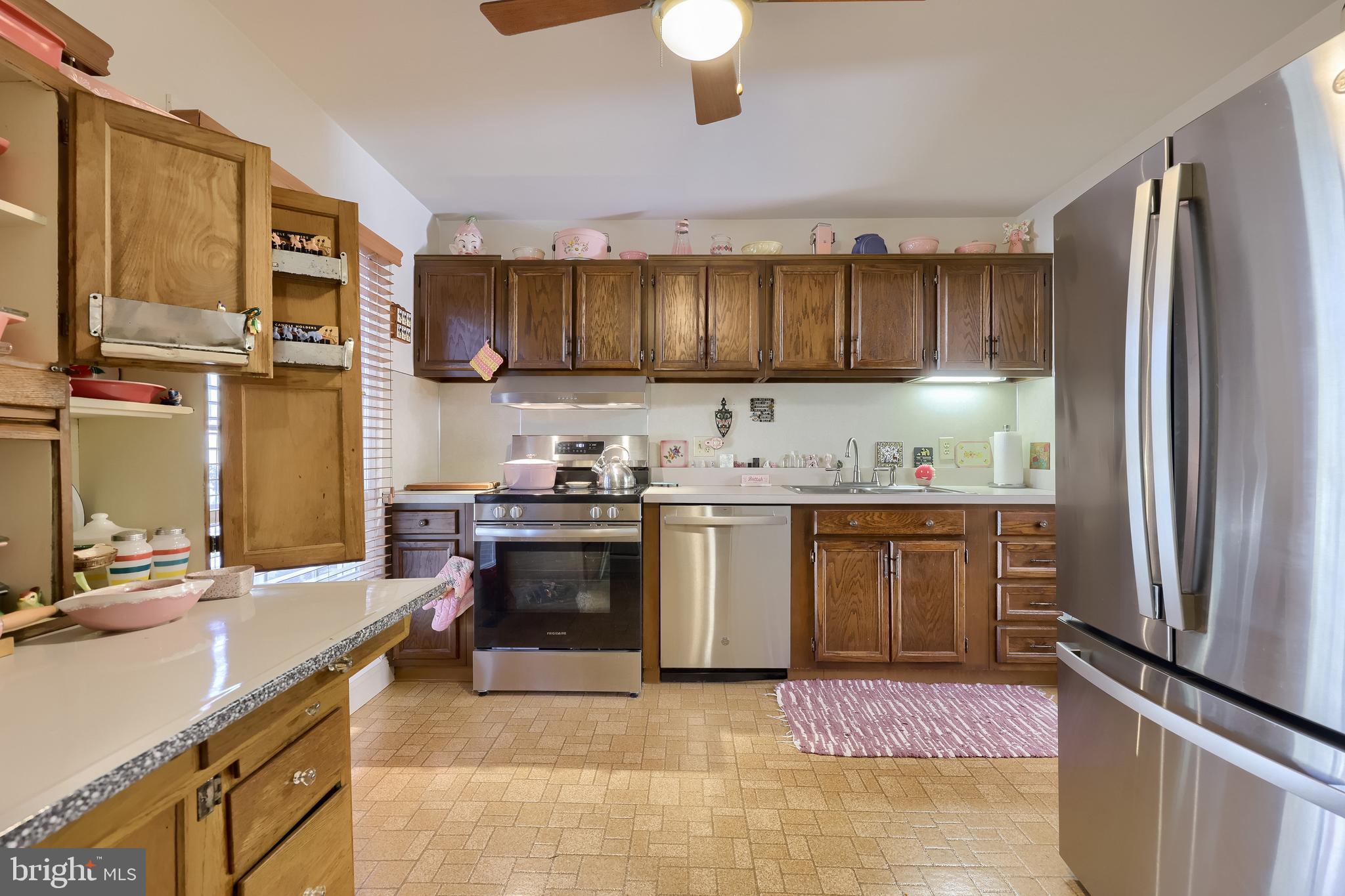 FLYING HILLS - Residential