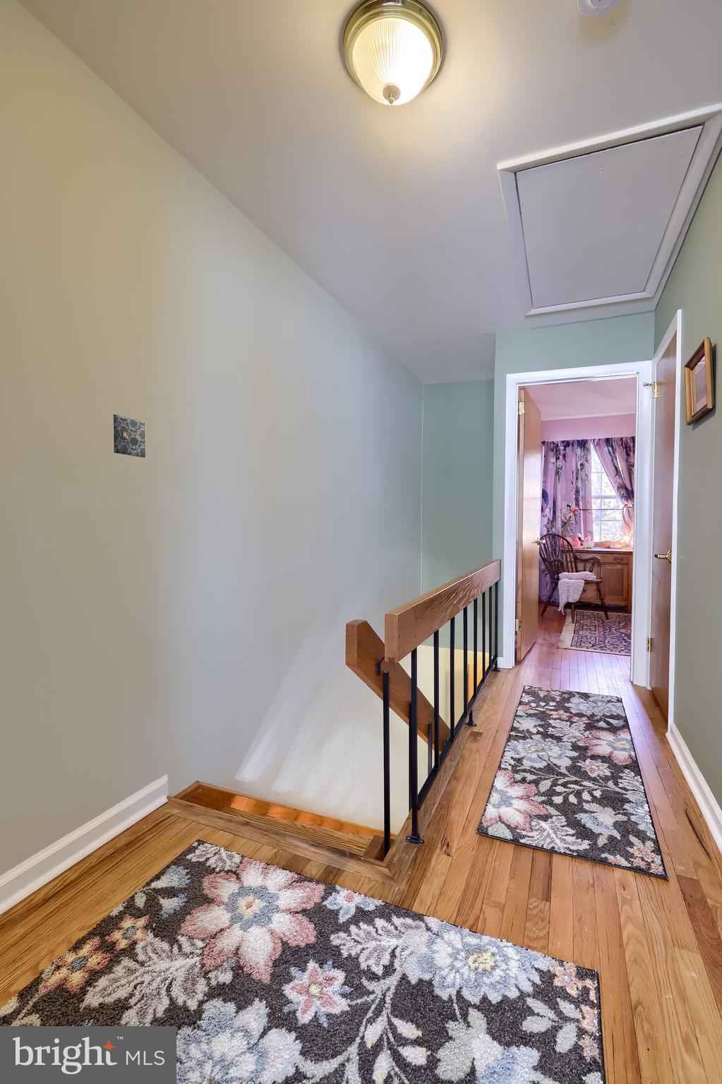 FLYING HILLS - Residential