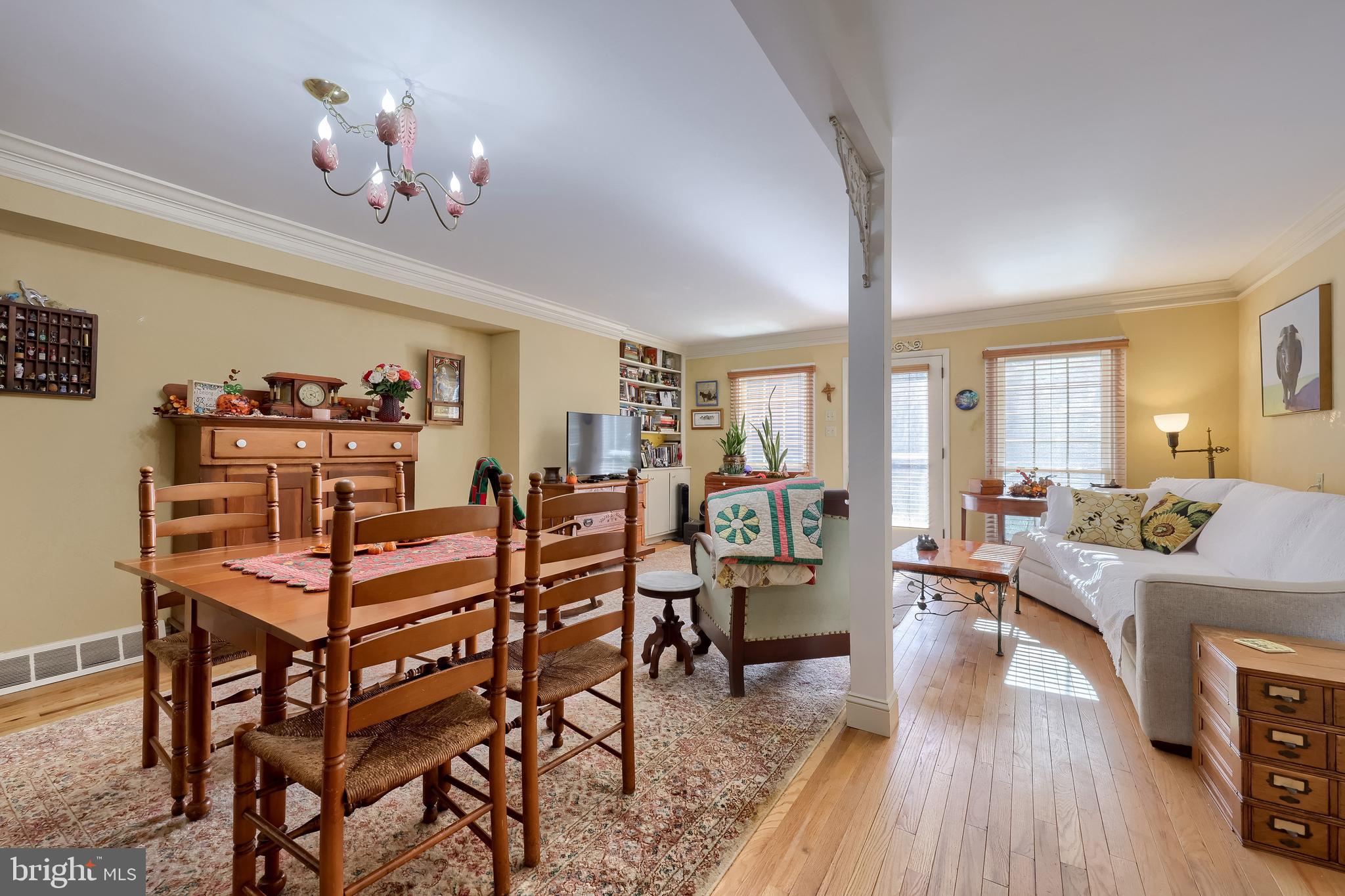 FLYING HILLS - Residential