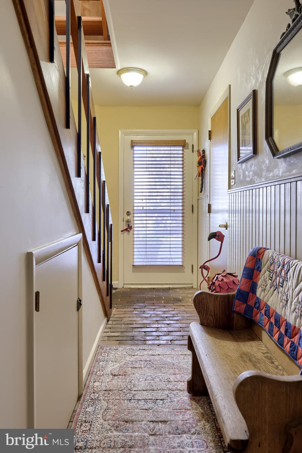 FLYING HILLS - Residential