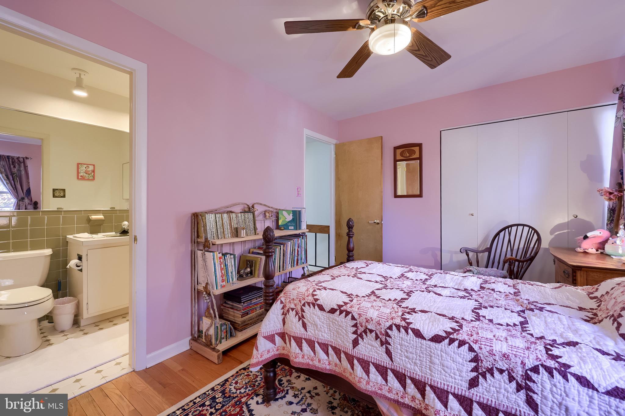 FLYING HILLS - Residential