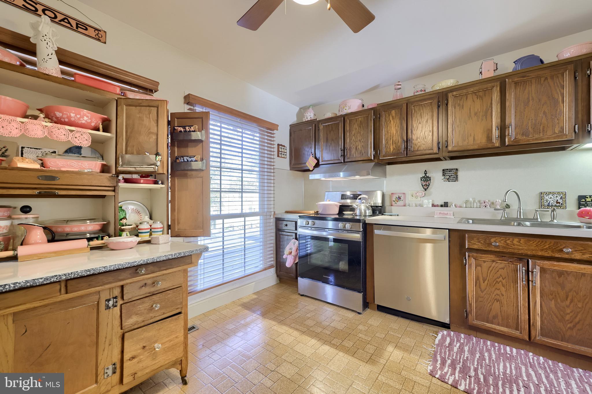 FLYING HILLS - Residential