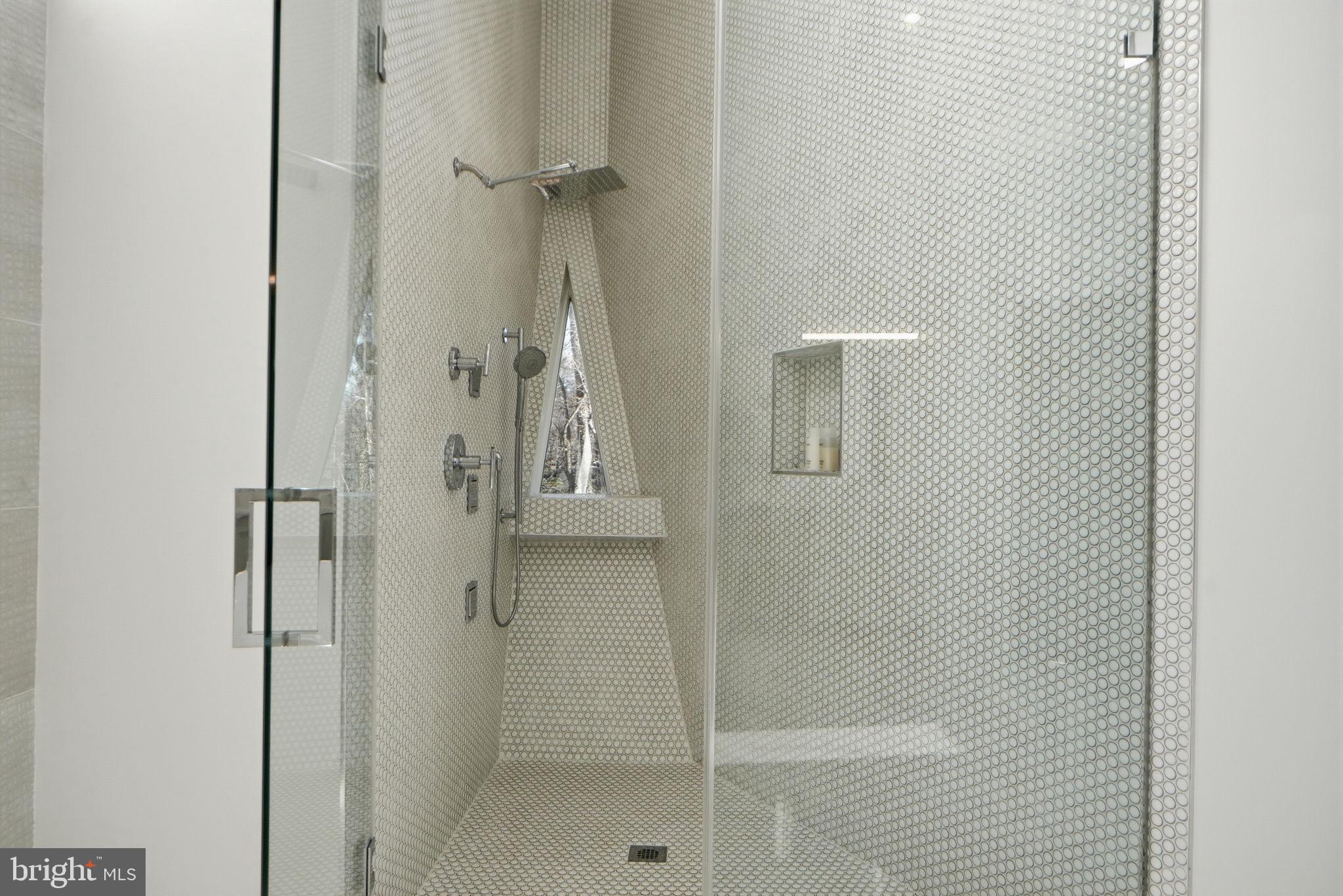 HUNTERS VALLEY MINCHEWS - Residential