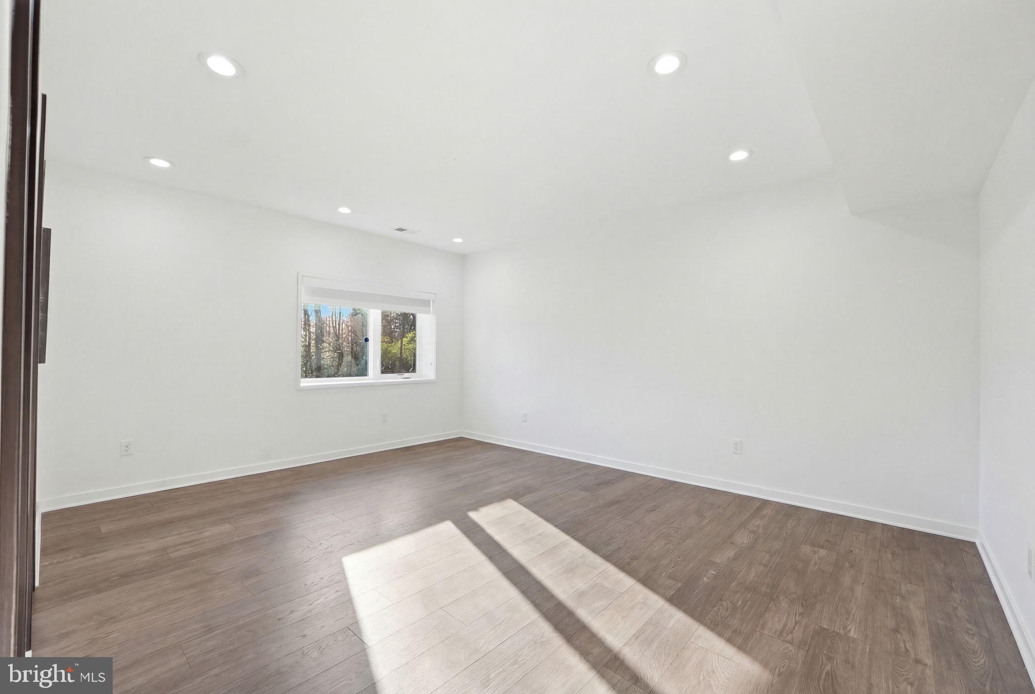 HUNTERS VALLEY MINCHEWS - Residential