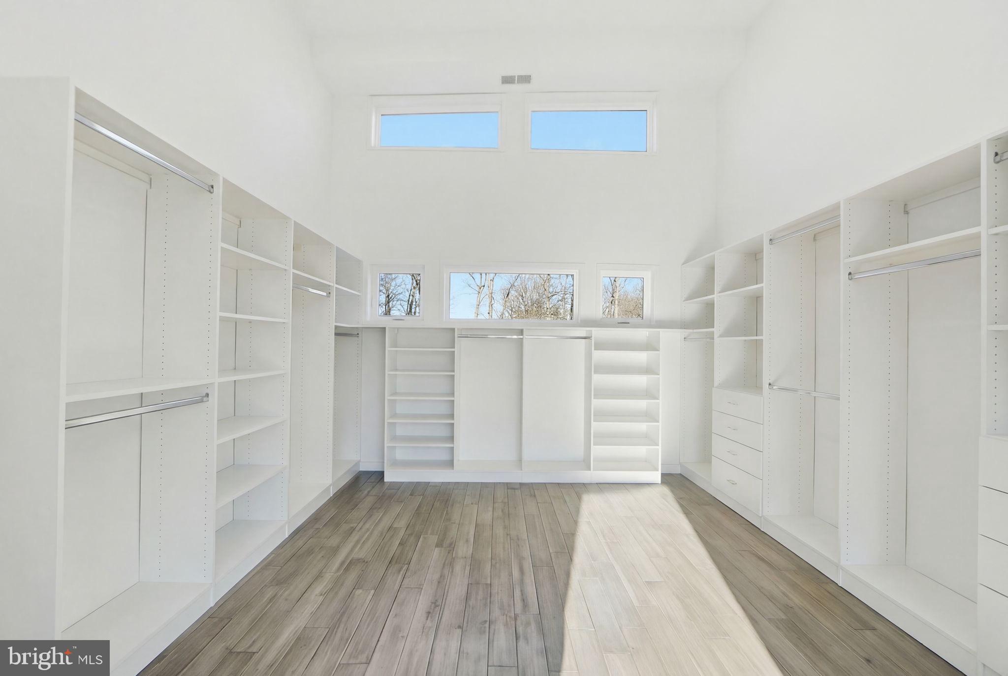 HUNTERS VALLEY MINCHEWS - Residential