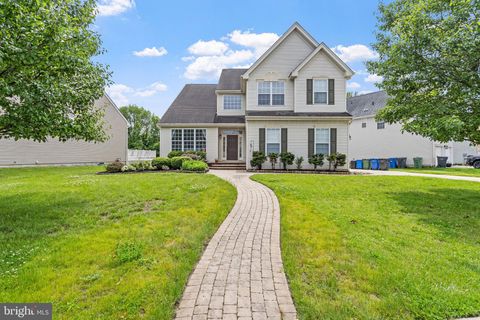209 WINDSOR DRIVE SWEDESBORO NJ 08085