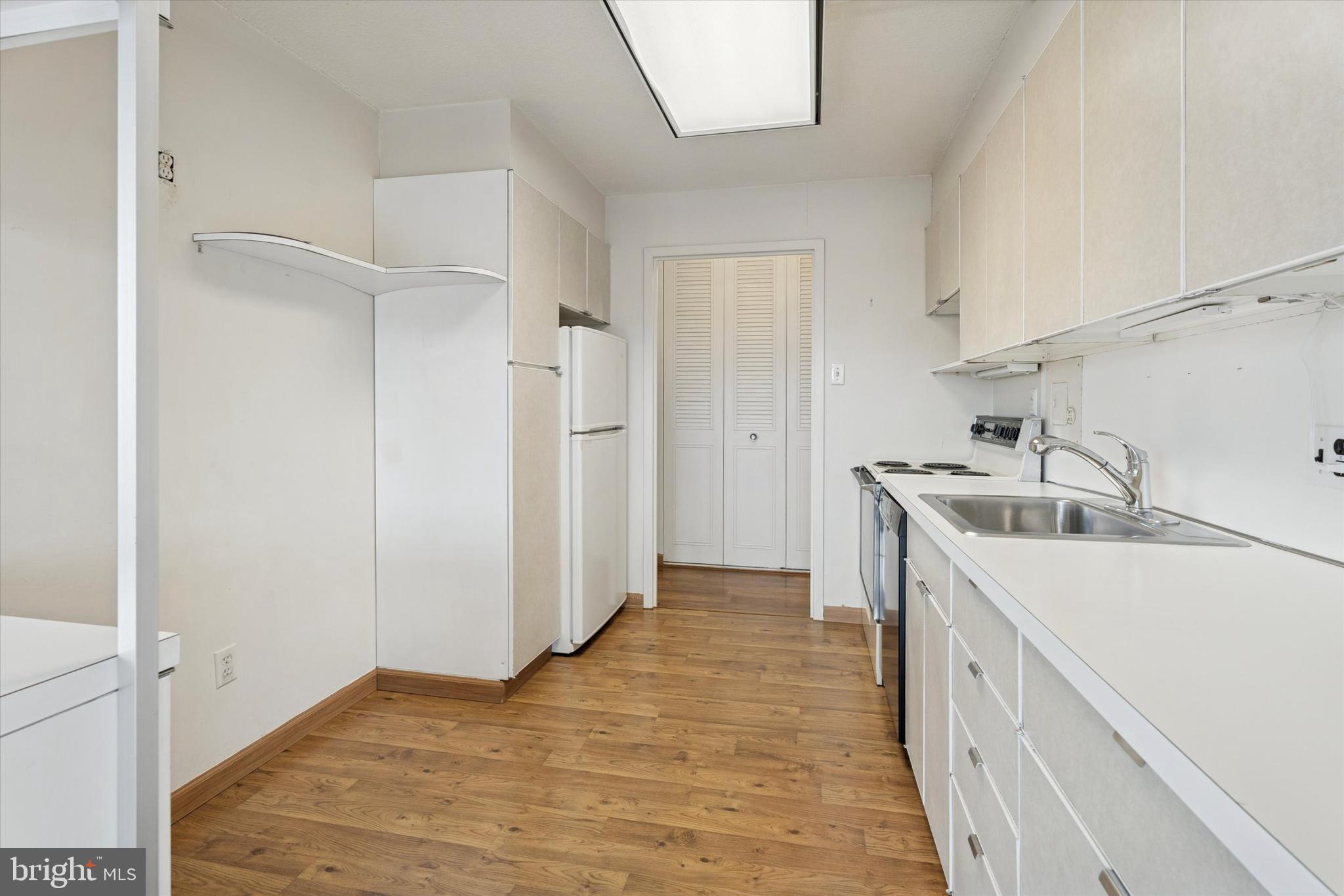 GREEN HILL - Residential