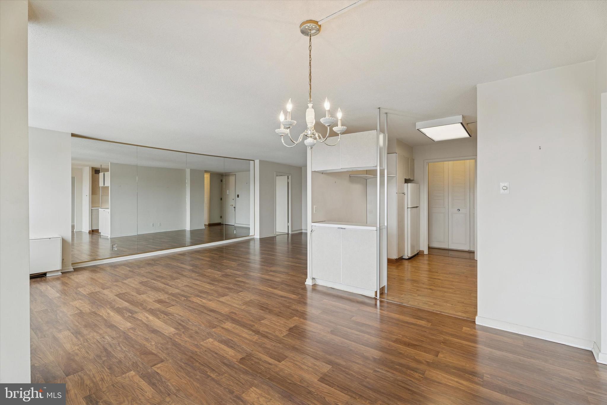 GREEN HILL - Residential