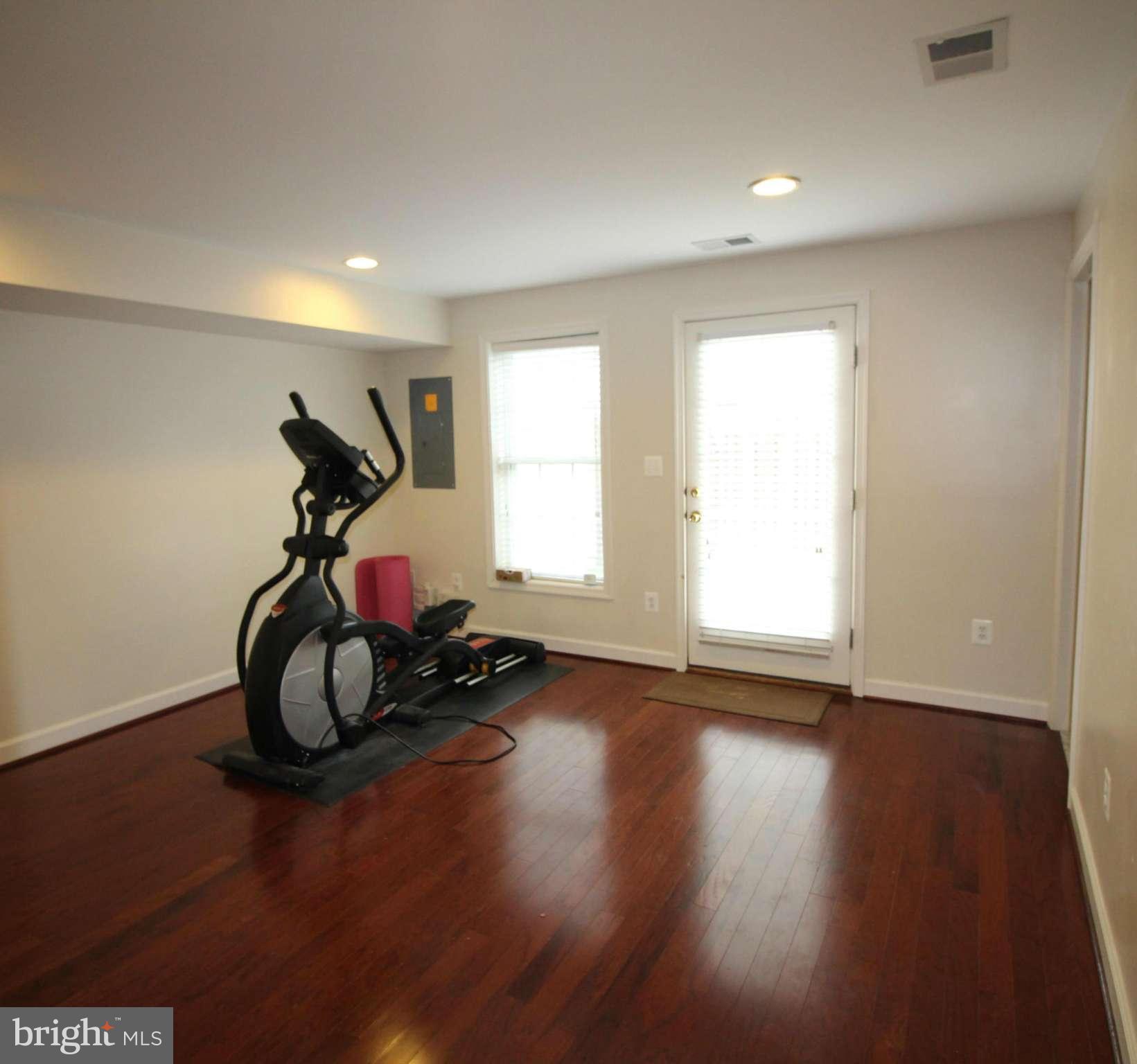 FAIRCREST - Residential