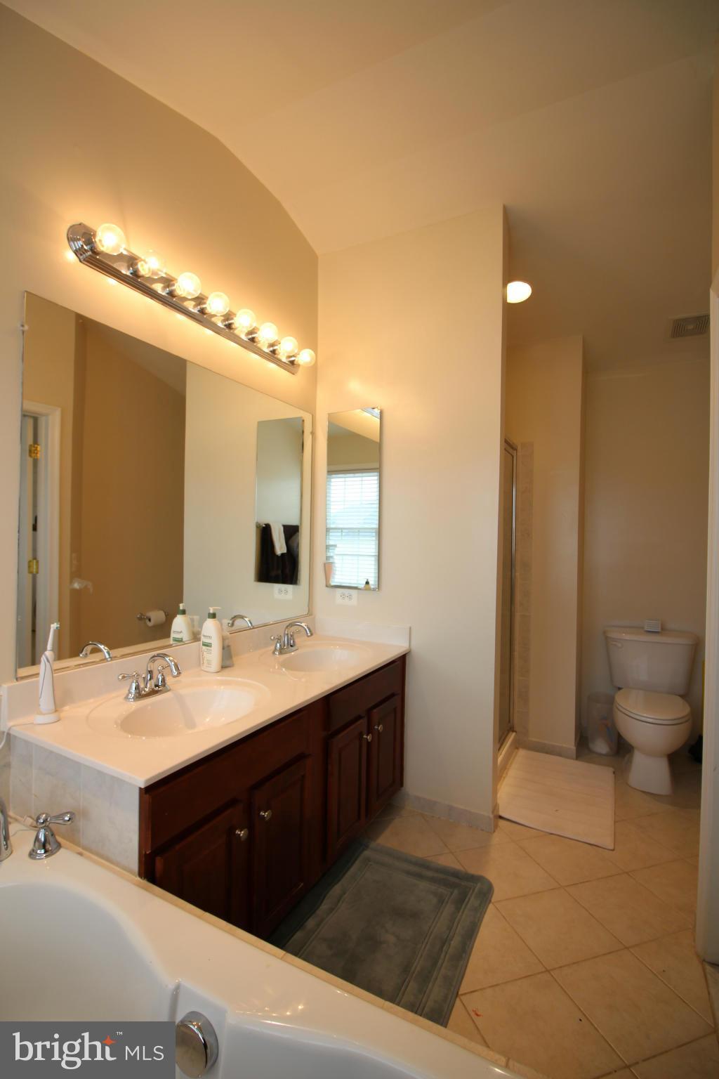 FAIRCREST - Residential