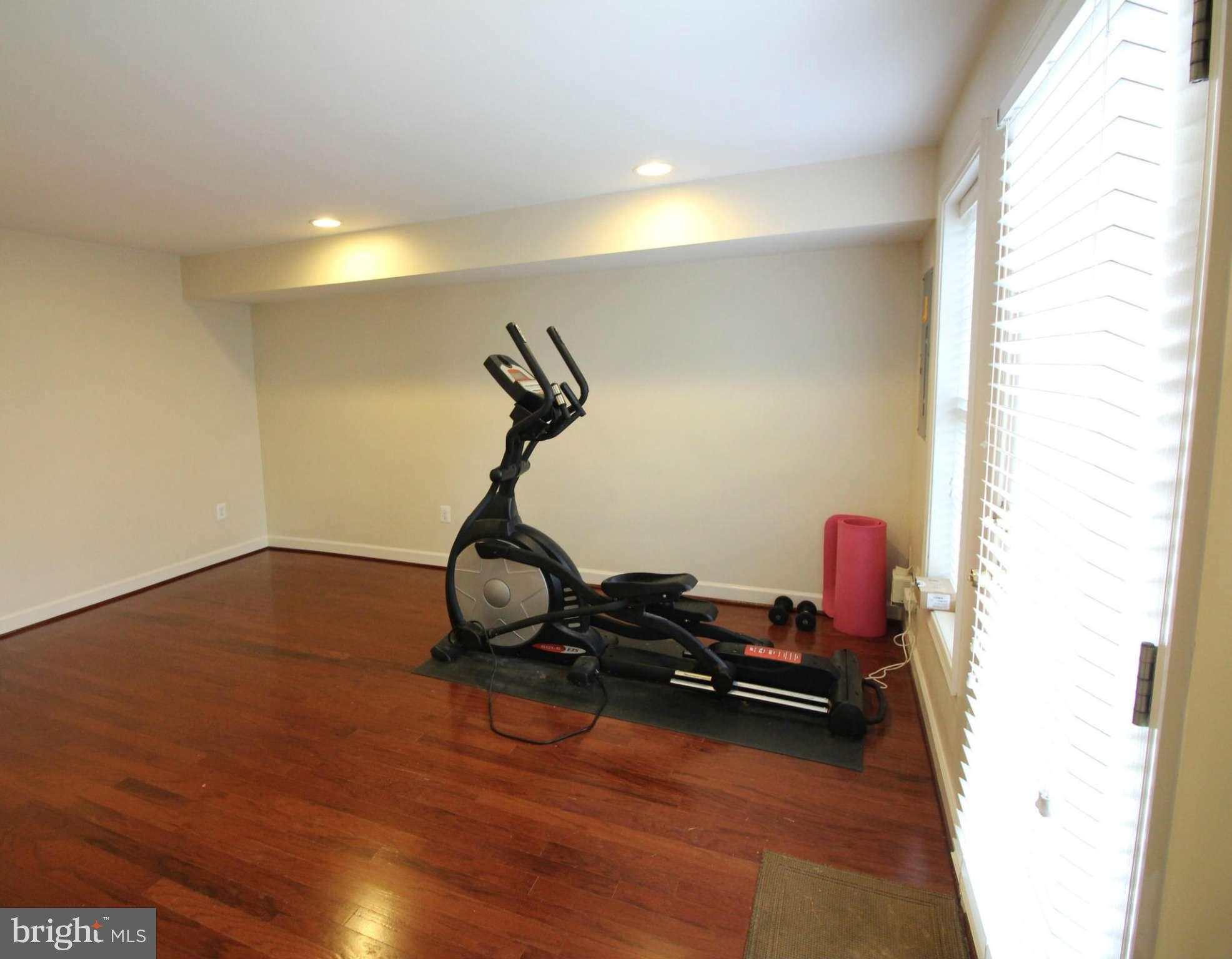 FAIRCREST - Residential