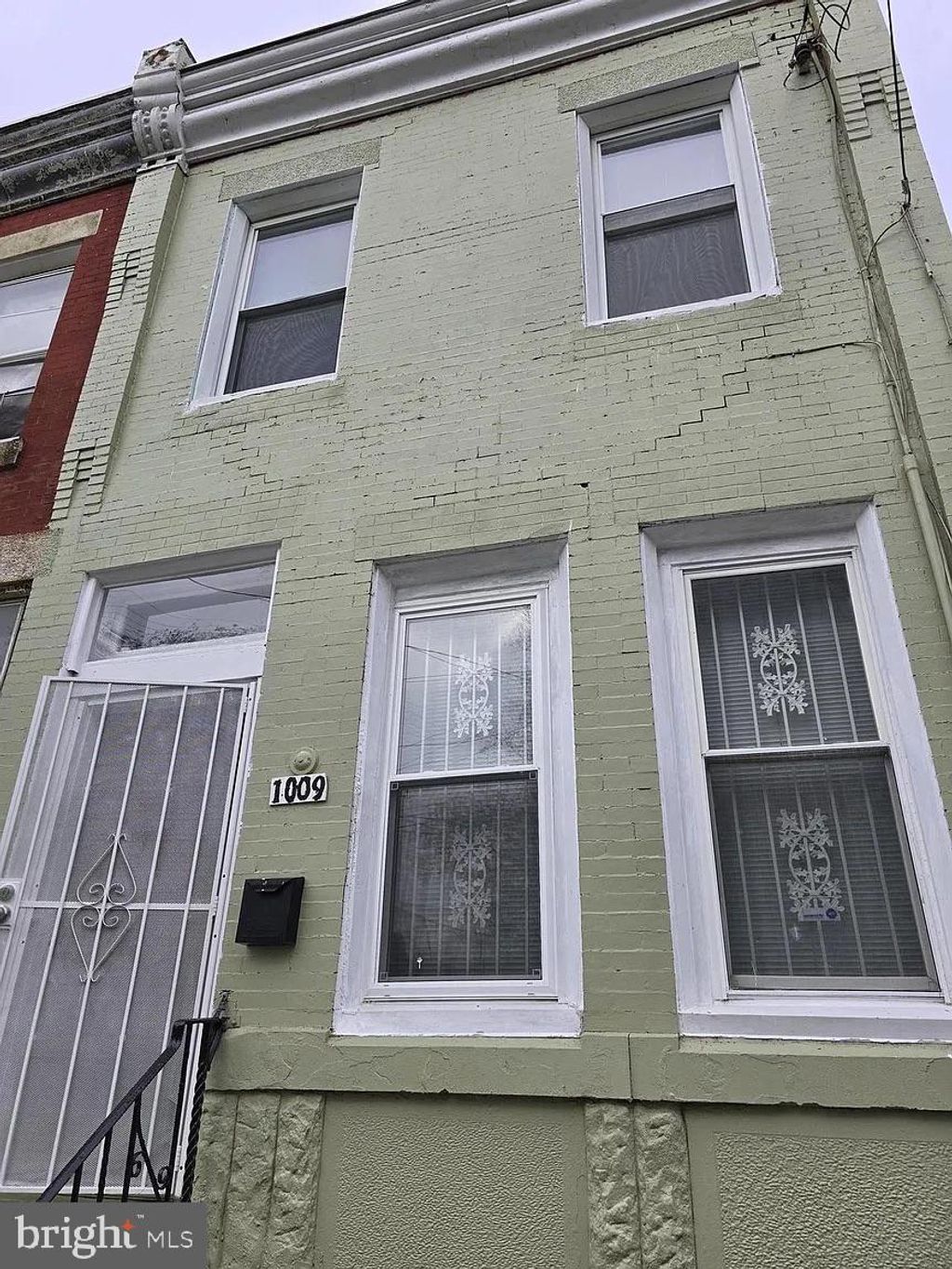 Photo of 1009 W Susquehanna Avenue, PHILADELPHIA, PA 19122 (MLS # PAPH2567660)