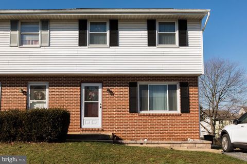 Photo of 429 S Plum Street, MOUNT JOY, PA 17552 (MLS # PALA2070196)