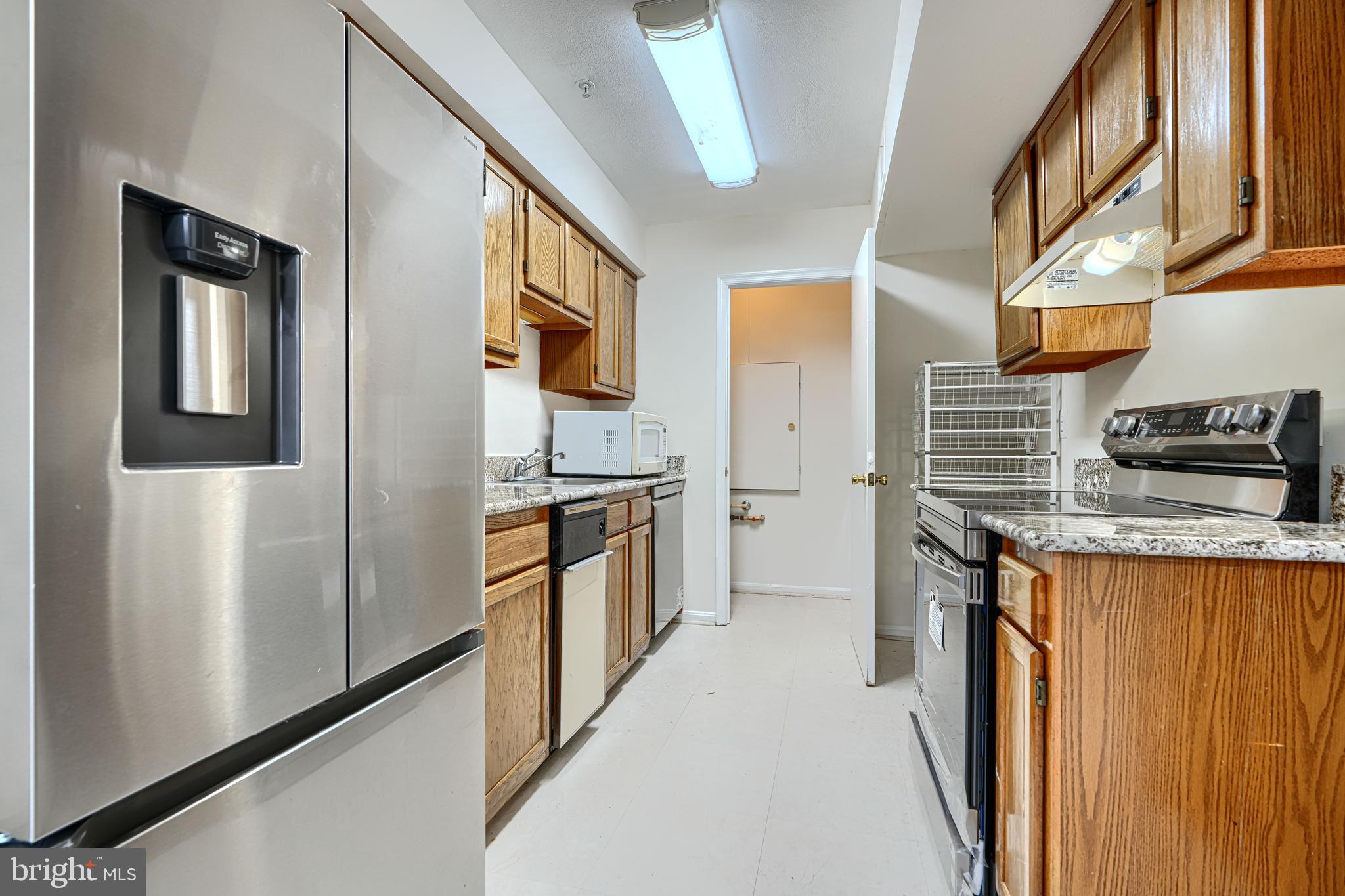 LONGMEAD CROSSING - Residential