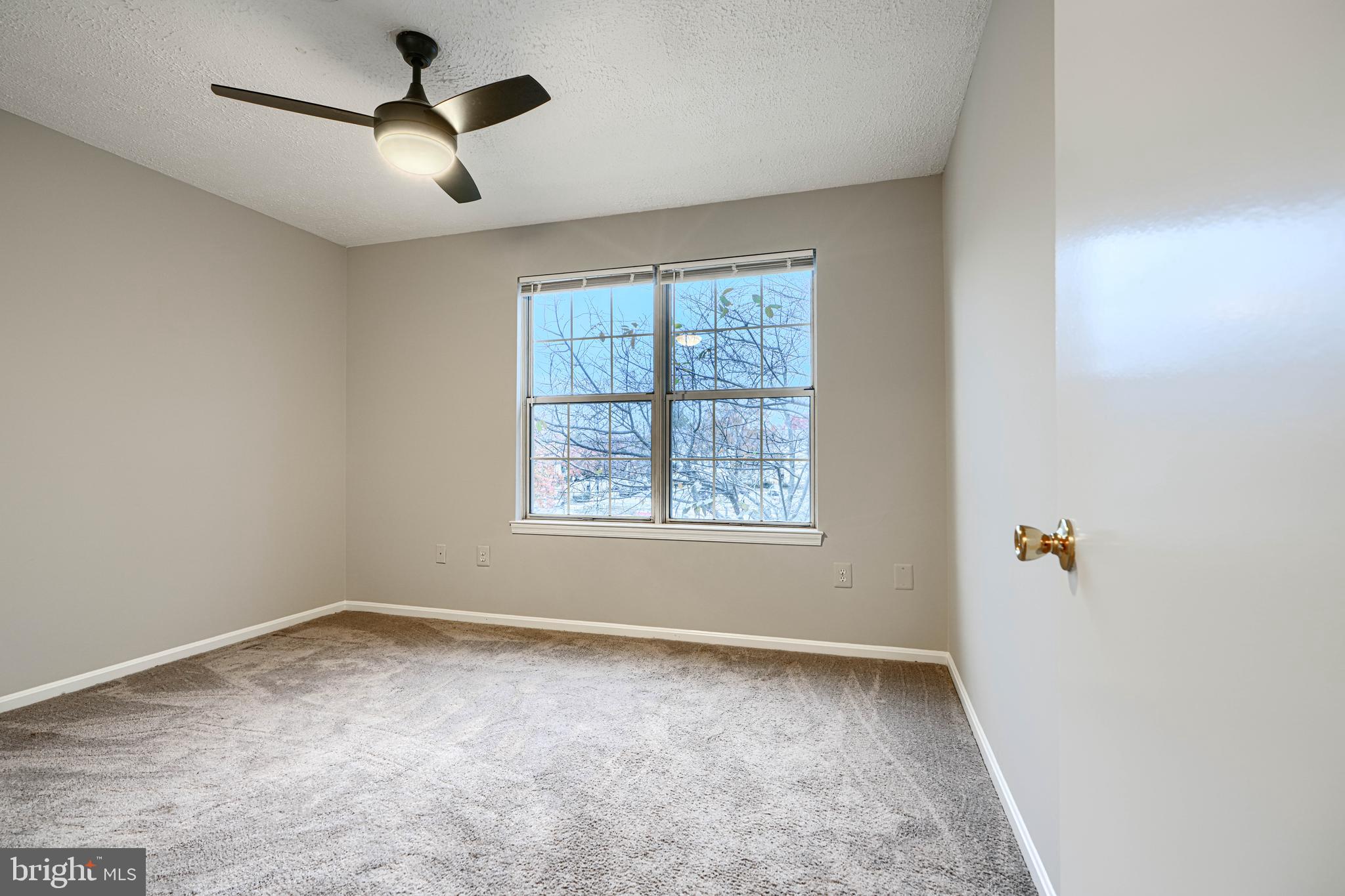 LONGMEAD CROSSING - Residential