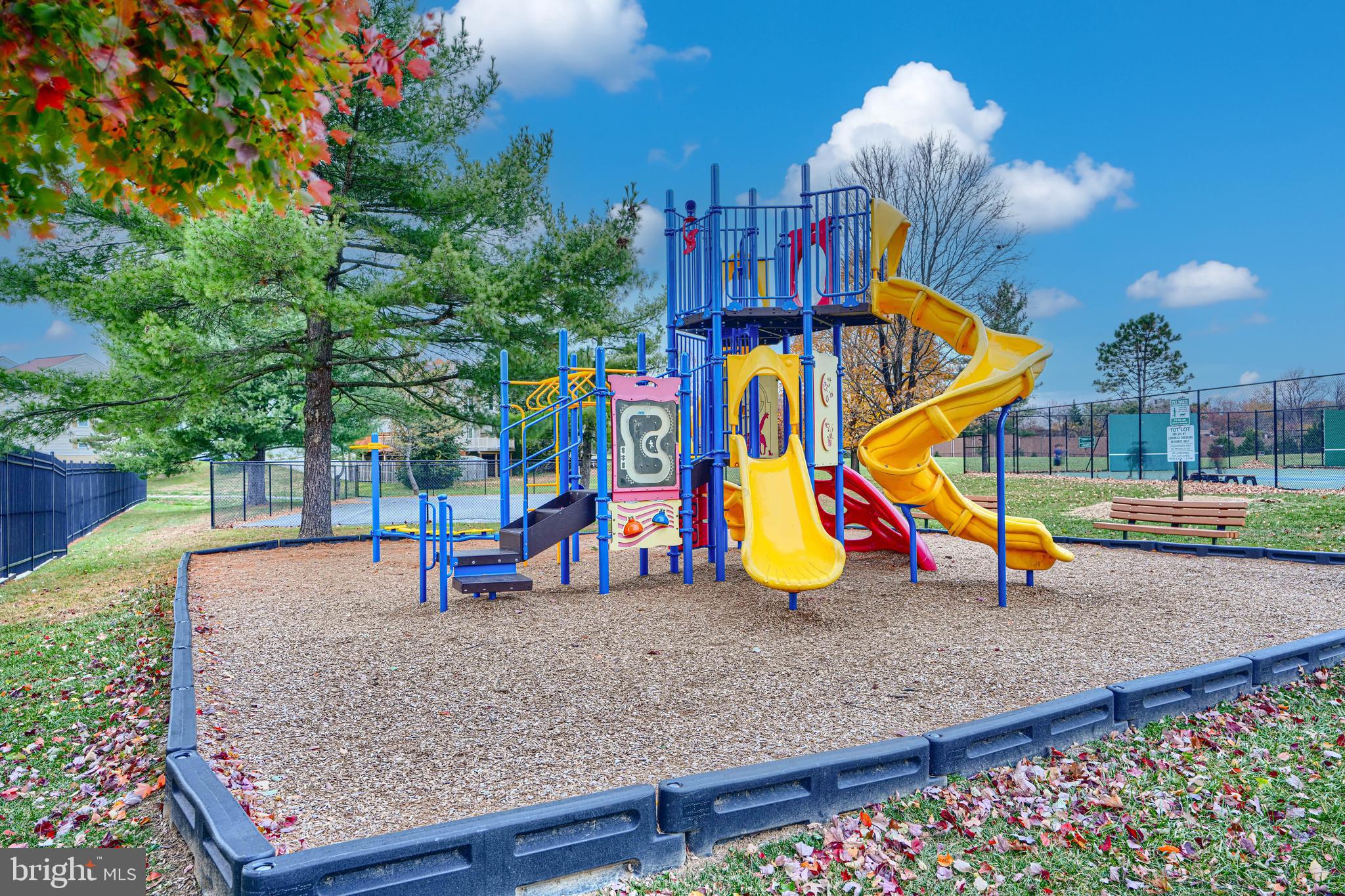 LONGMEAD CROSSING - Residential