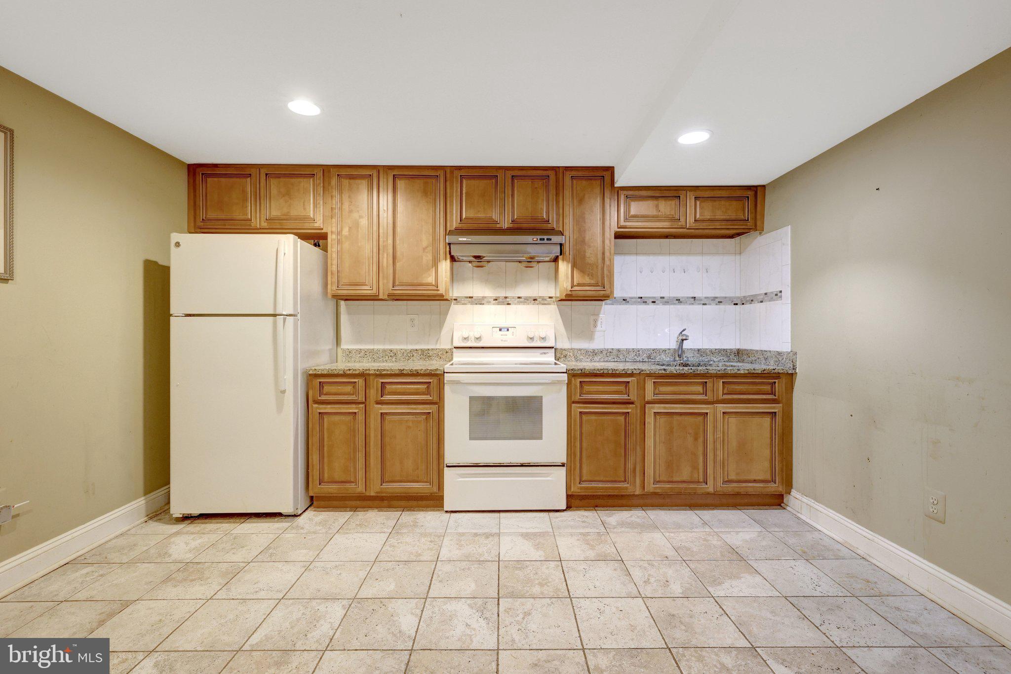 ESTATES AT WYNDHAM HILLS - Residential