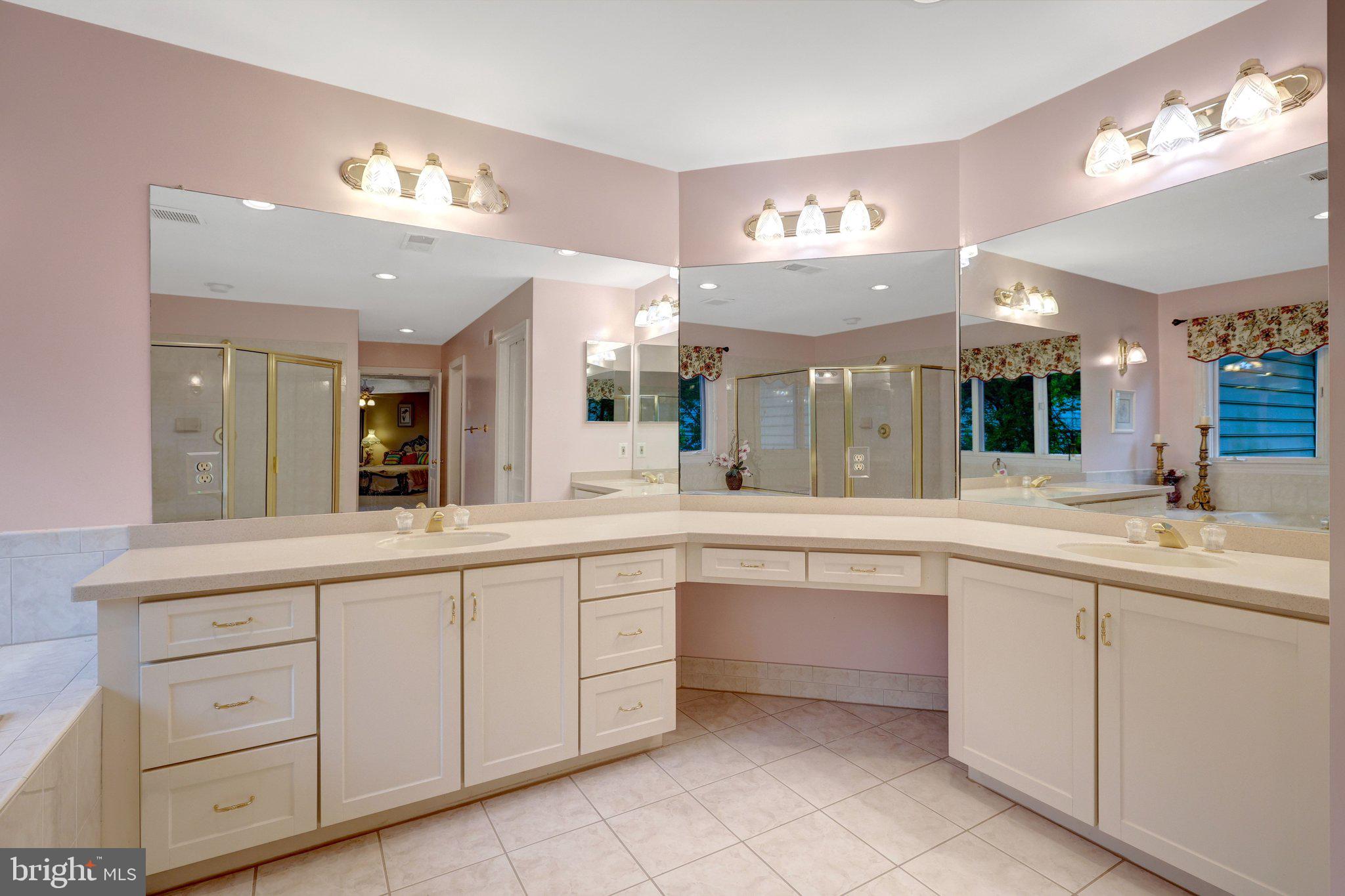 ESTATES AT WYNDHAM HILLS - Residential