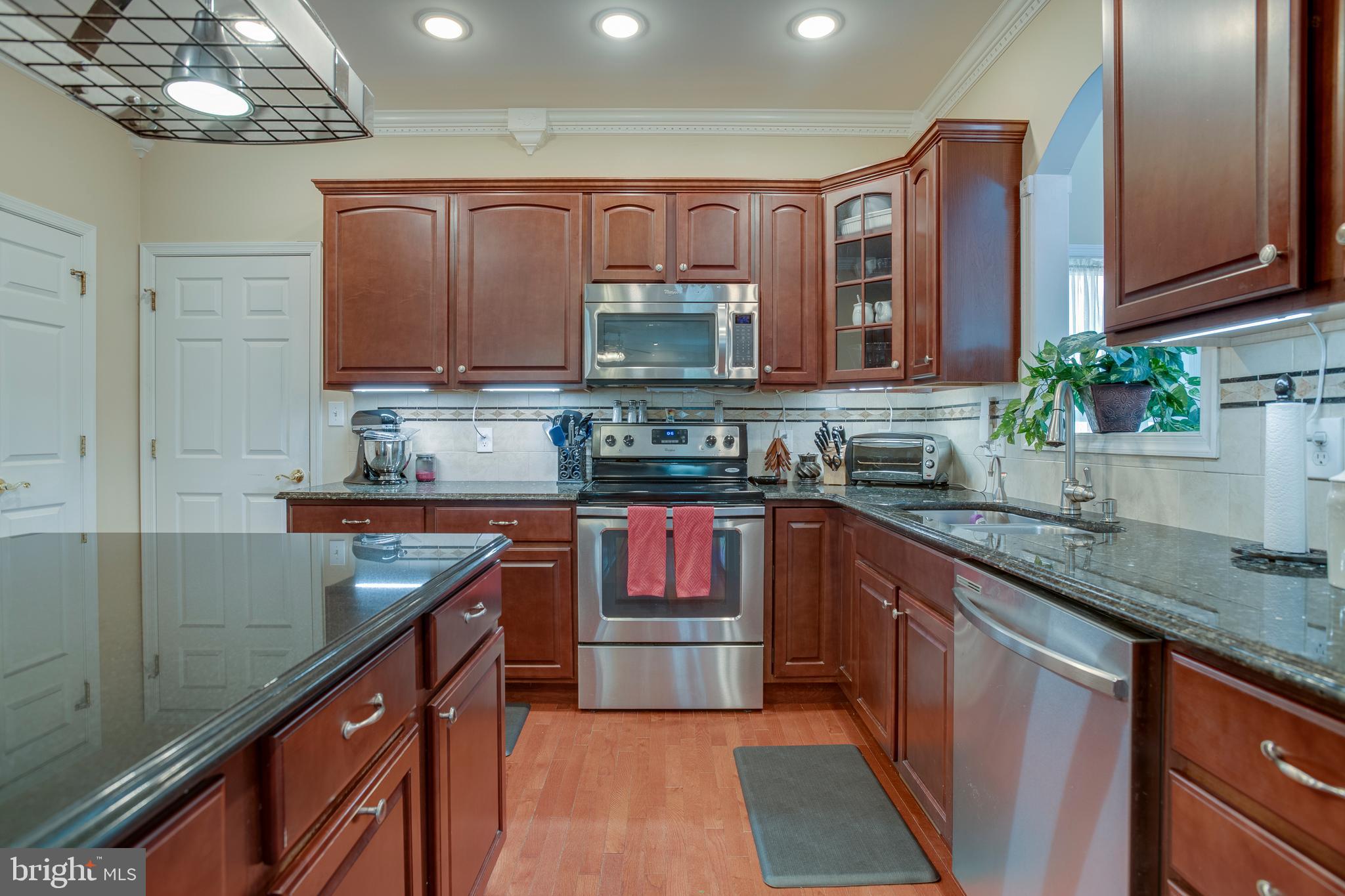 LAKE OF THE WOODS - Residential