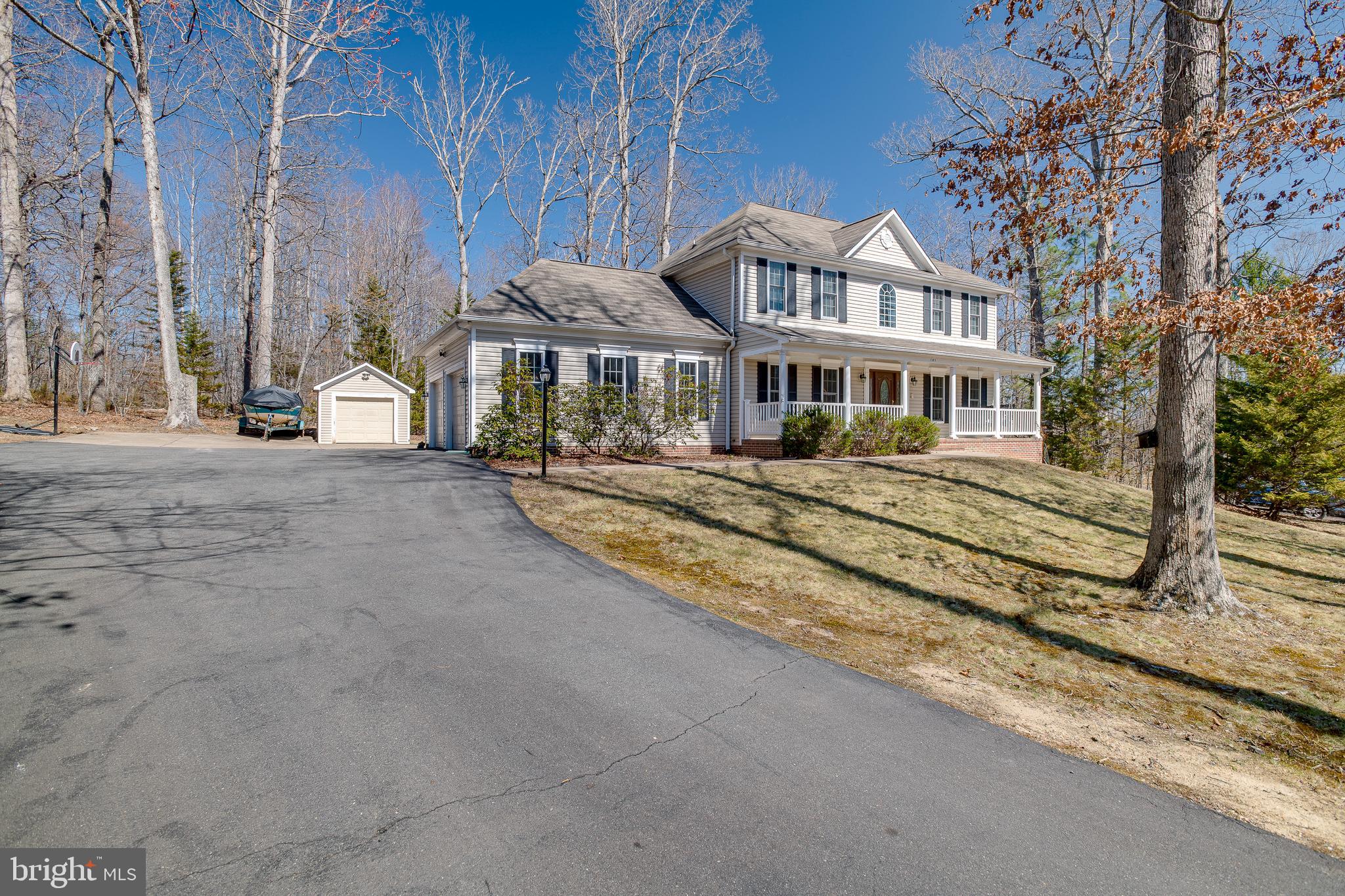 LAKE OF THE WOODS - Residential