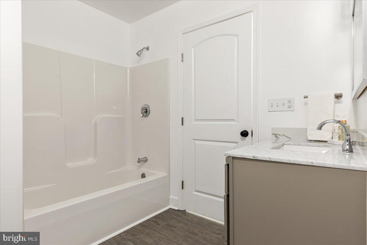 POTOMAC HILLS - Residential