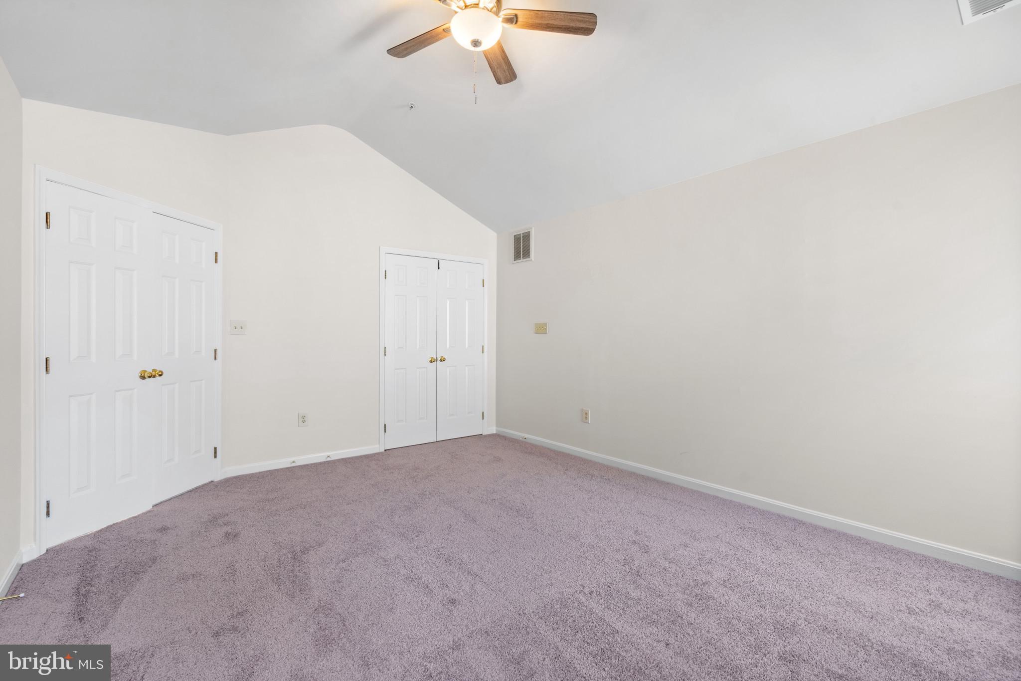 WOOD POINTE - Residential