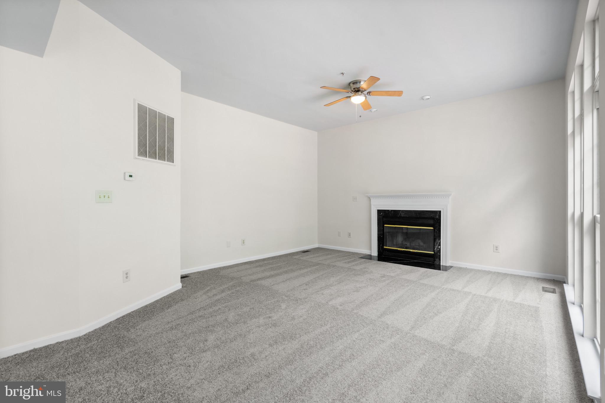 WOOD POINTE - Residential